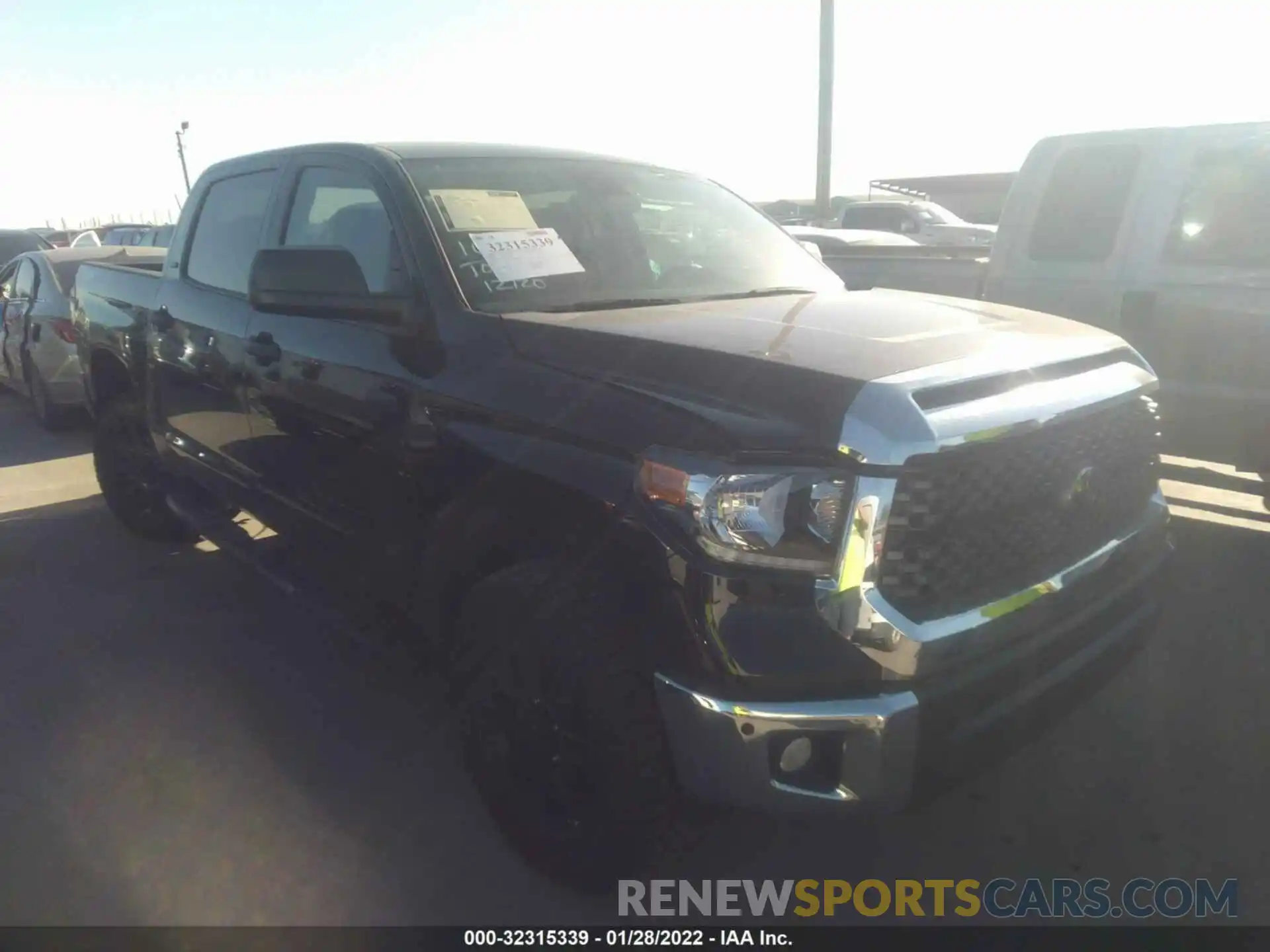 1 Photograph of a damaged car 5TFEY5F10MX299241 TOYOTA TUNDRA 2WD 2021