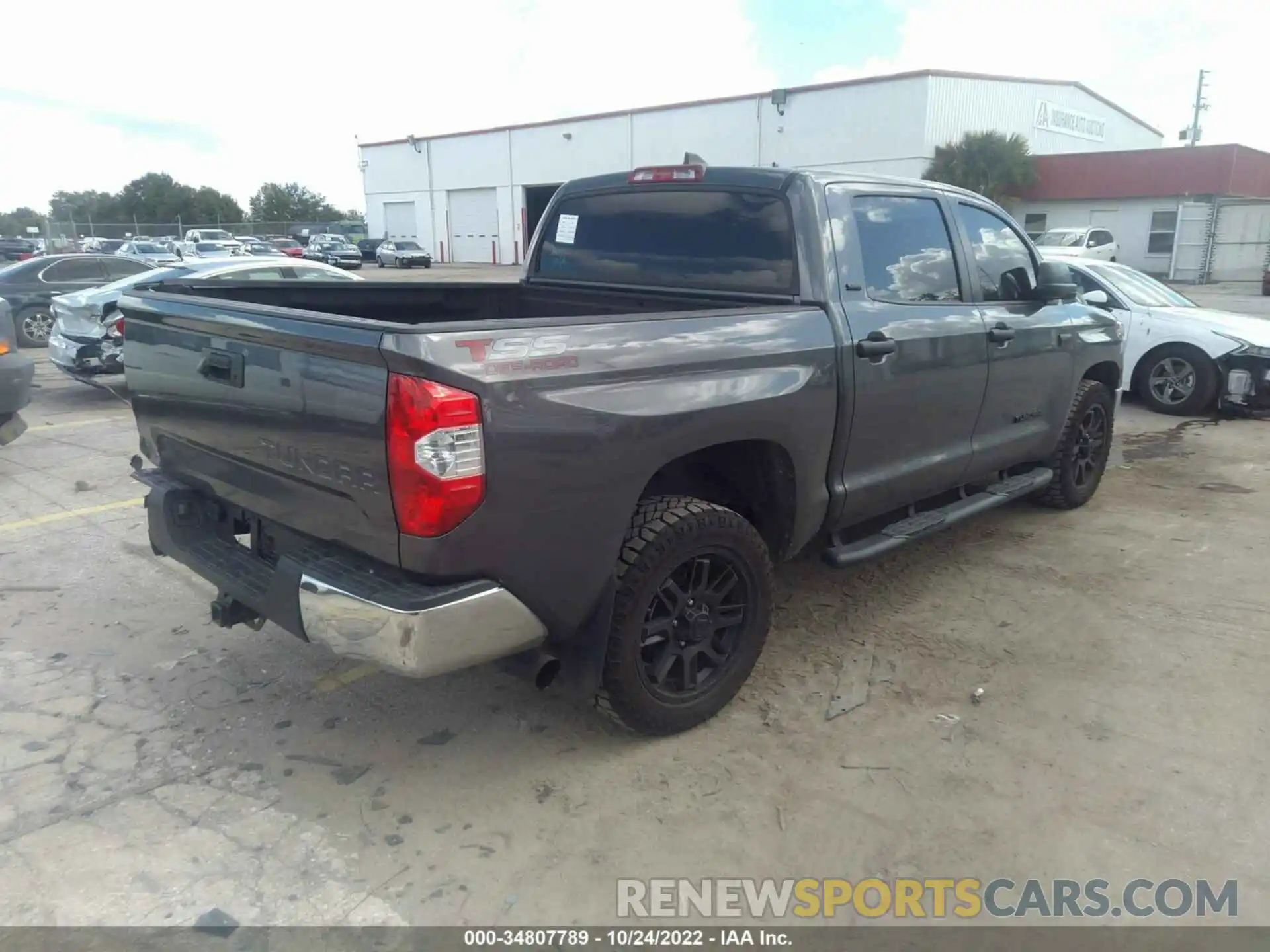 4 Фотография поврежденного автомобиля 5TFEY5F11MX286837 TOYOTA TUNDRA 2WD 2021