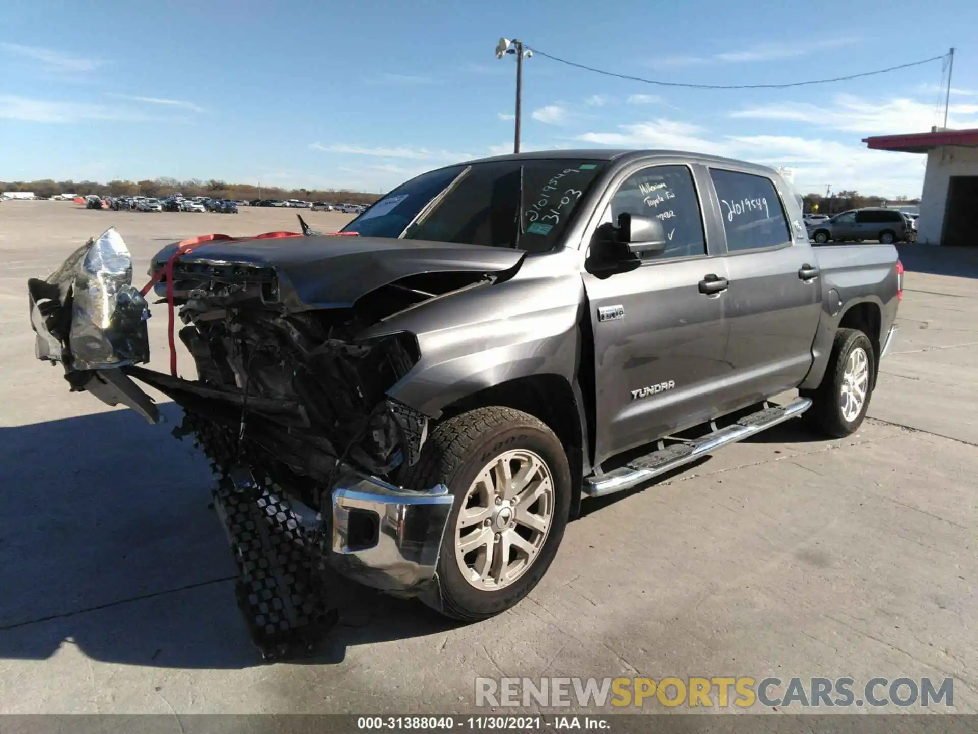 2 Фотография поврежденного автомобиля 5TFEY5F12MX274812 TOYOTA TUNDRA 2WD 2021