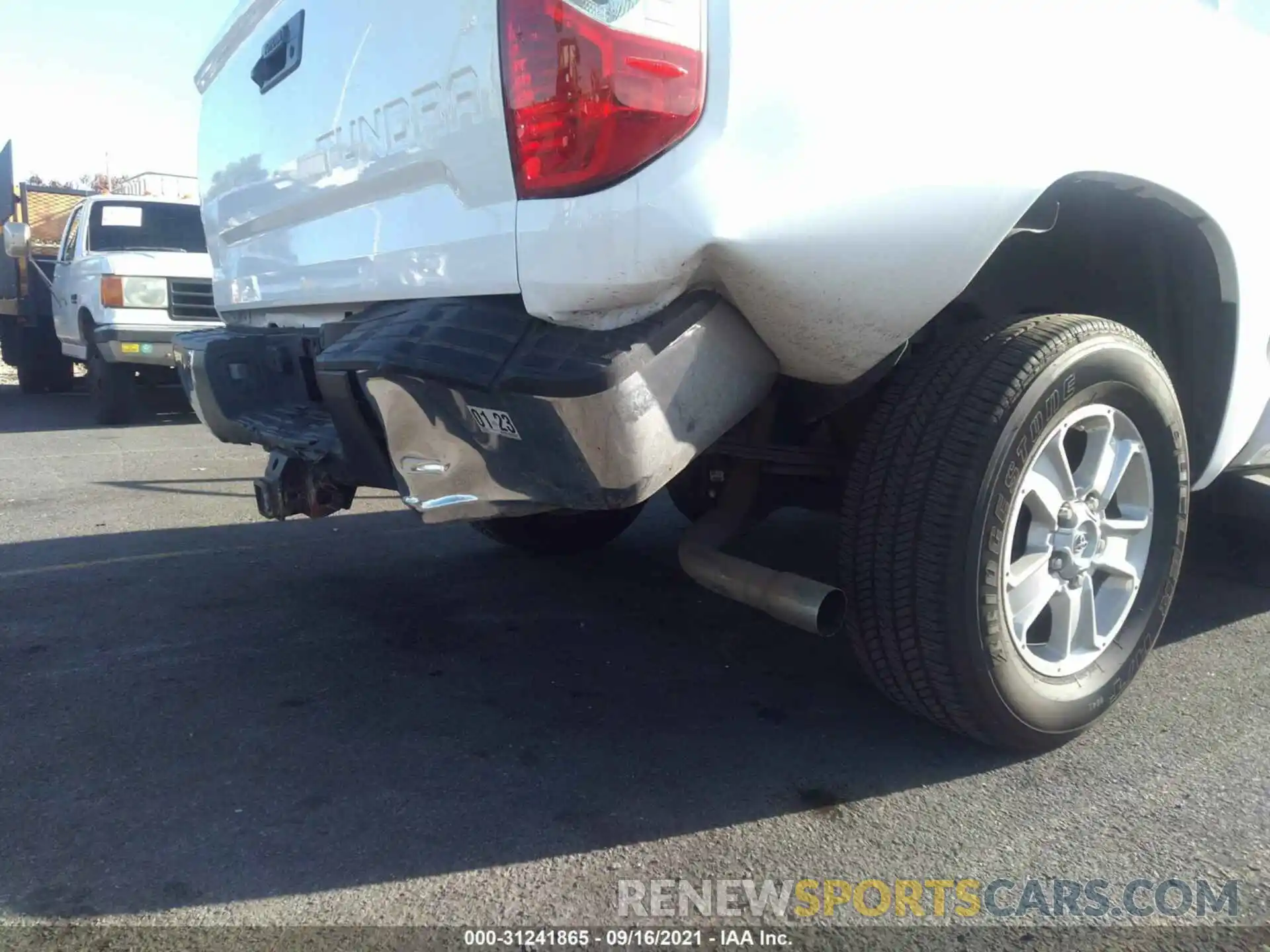 6 Photograph of a damaged car 5TFEY5F13MX278867 TOYOTA TUNDRA 2WD 2021