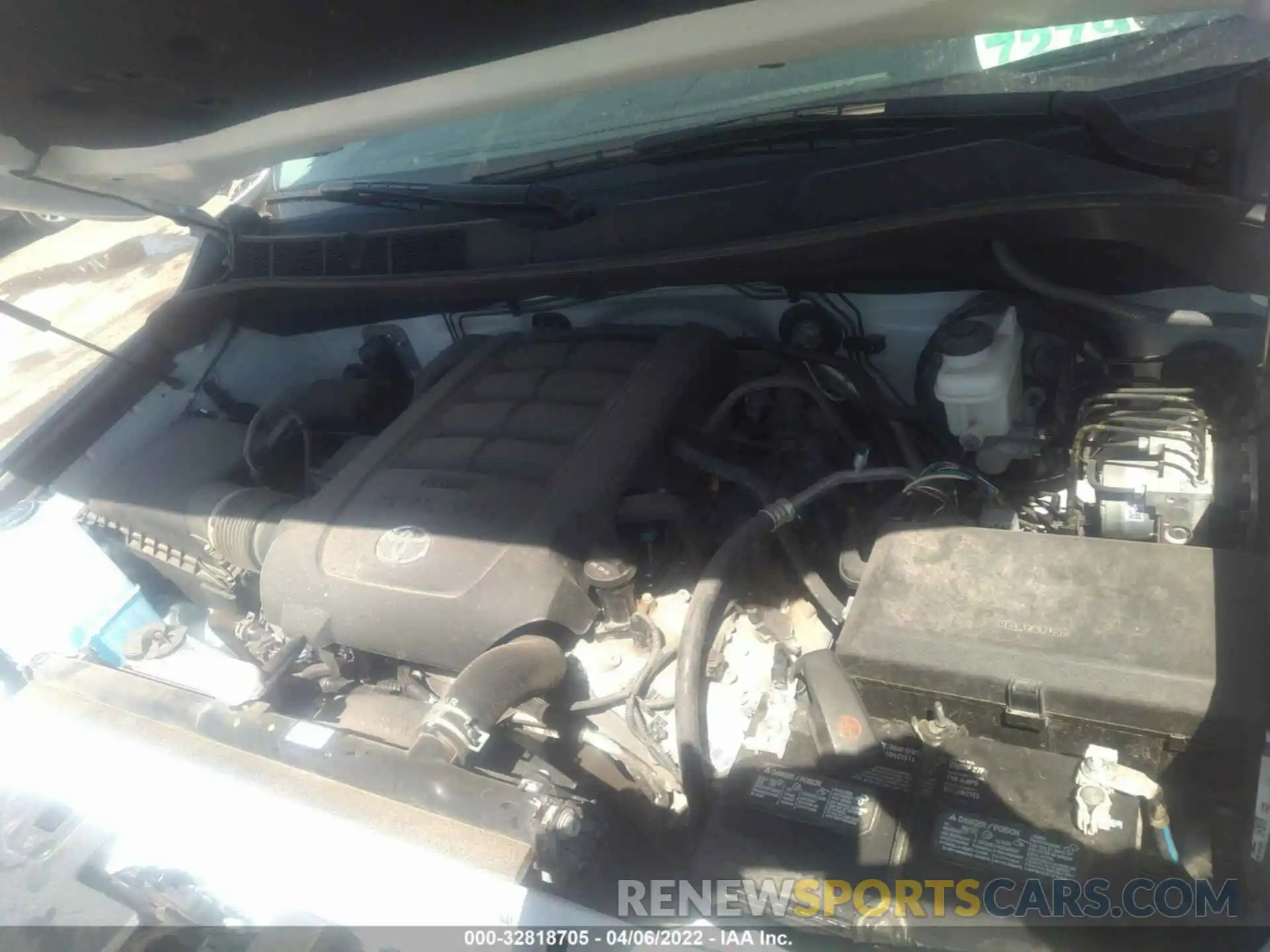 10 Photograph of a damaged car 5TFEY5F13MX289528 TOYOTA TUNDRA 2WD 2021