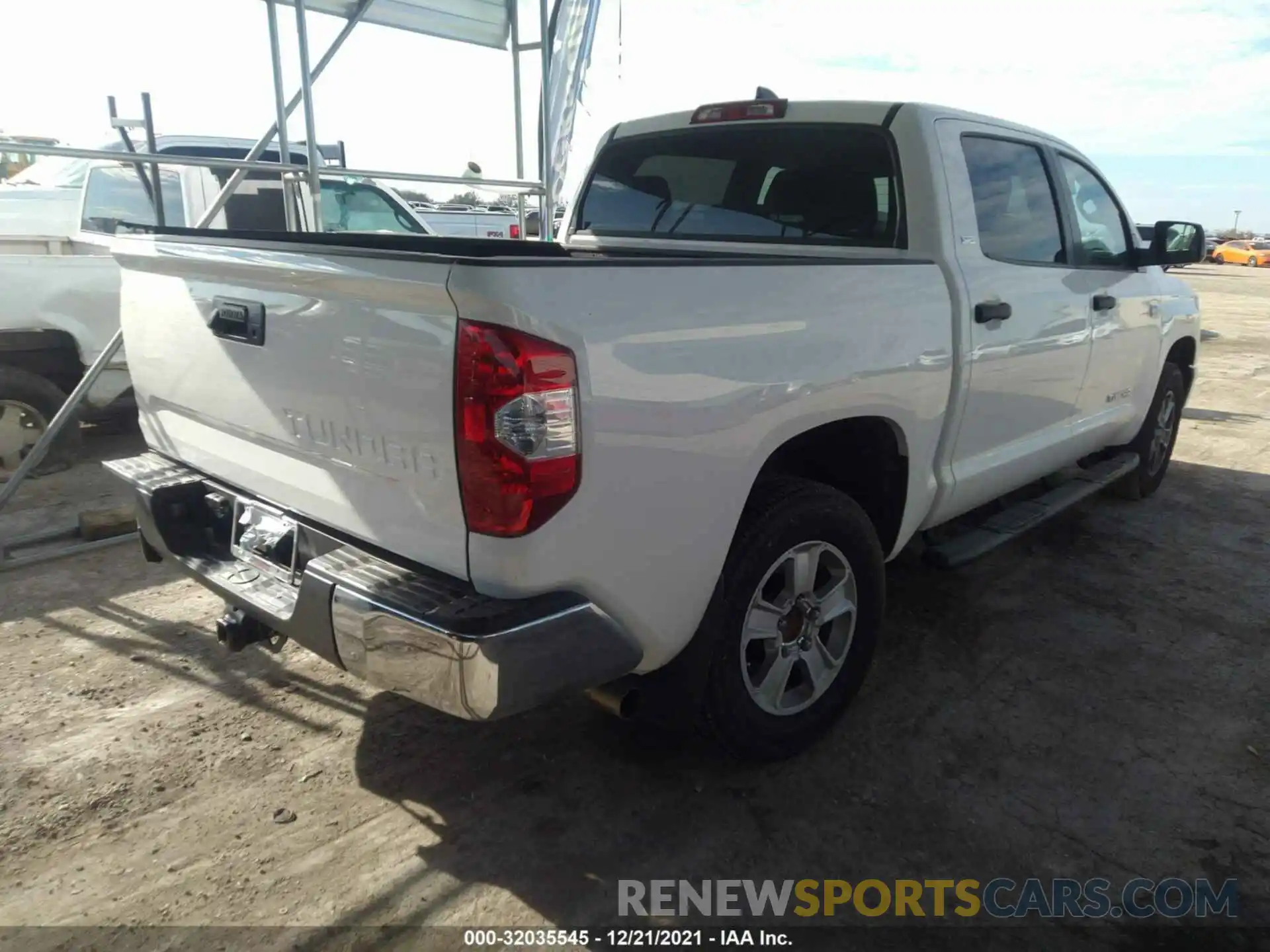 4 Photograph of a damaged car 5TFEY5F13MX296690 TOYOTA TUNDRA 2WD 2021