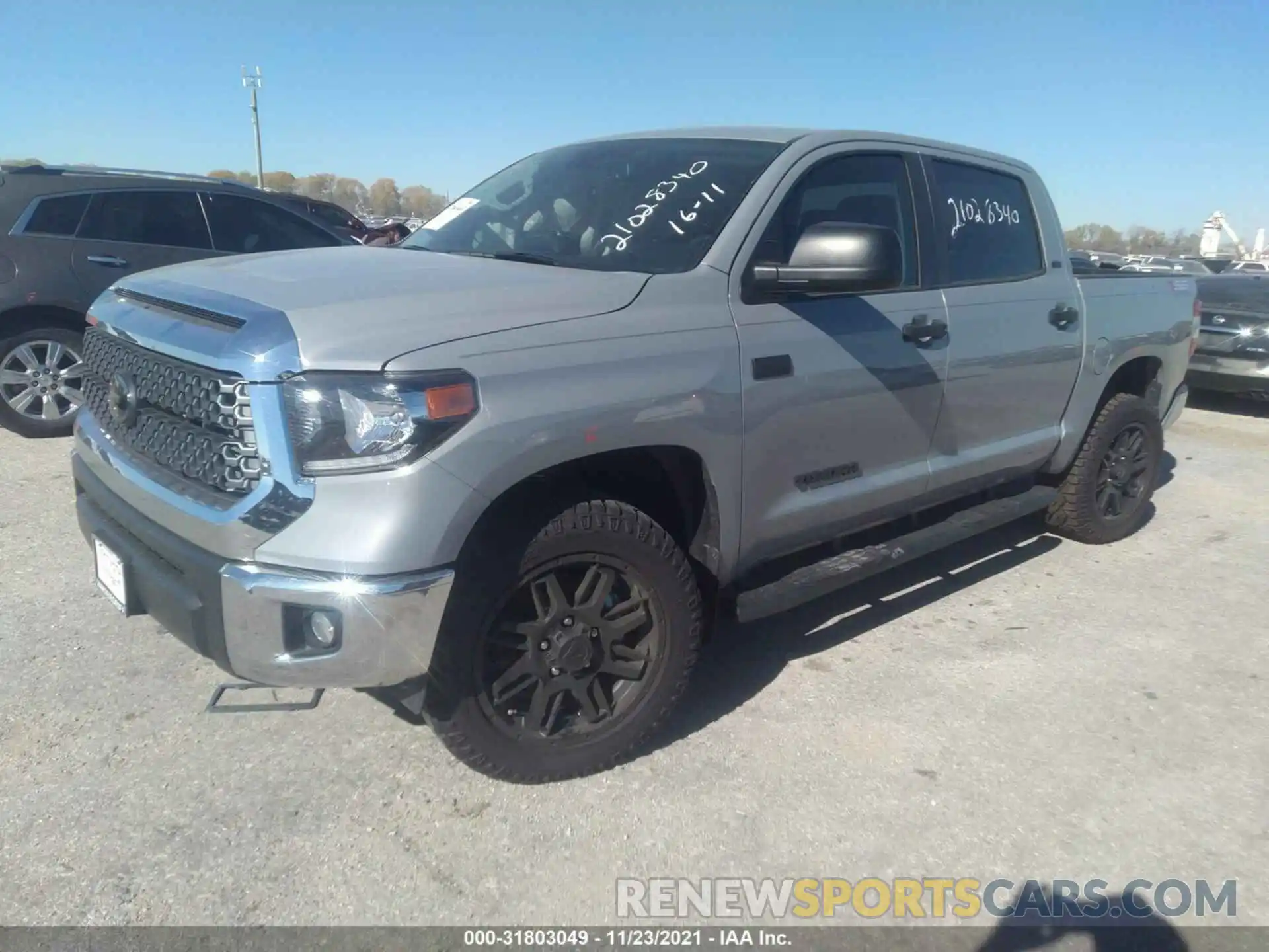 2 Фотография поврежденного автомобиля 5TFEY5F14MX295760 TOYOTA TUNDRA 2WD 2021