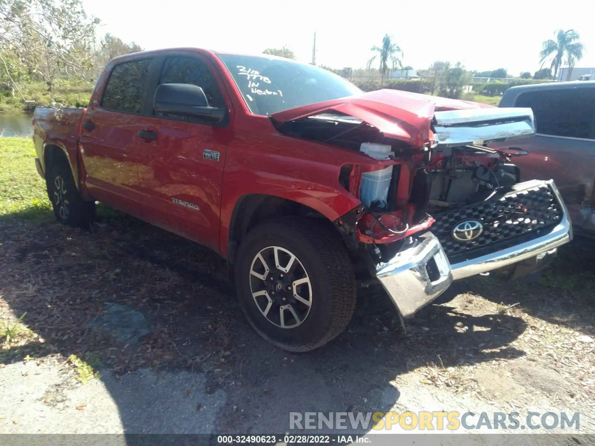 1 Photograph of a damaged car 5TFEY5F15MX287778 TOYOTA TUNDRA 2WD 2021