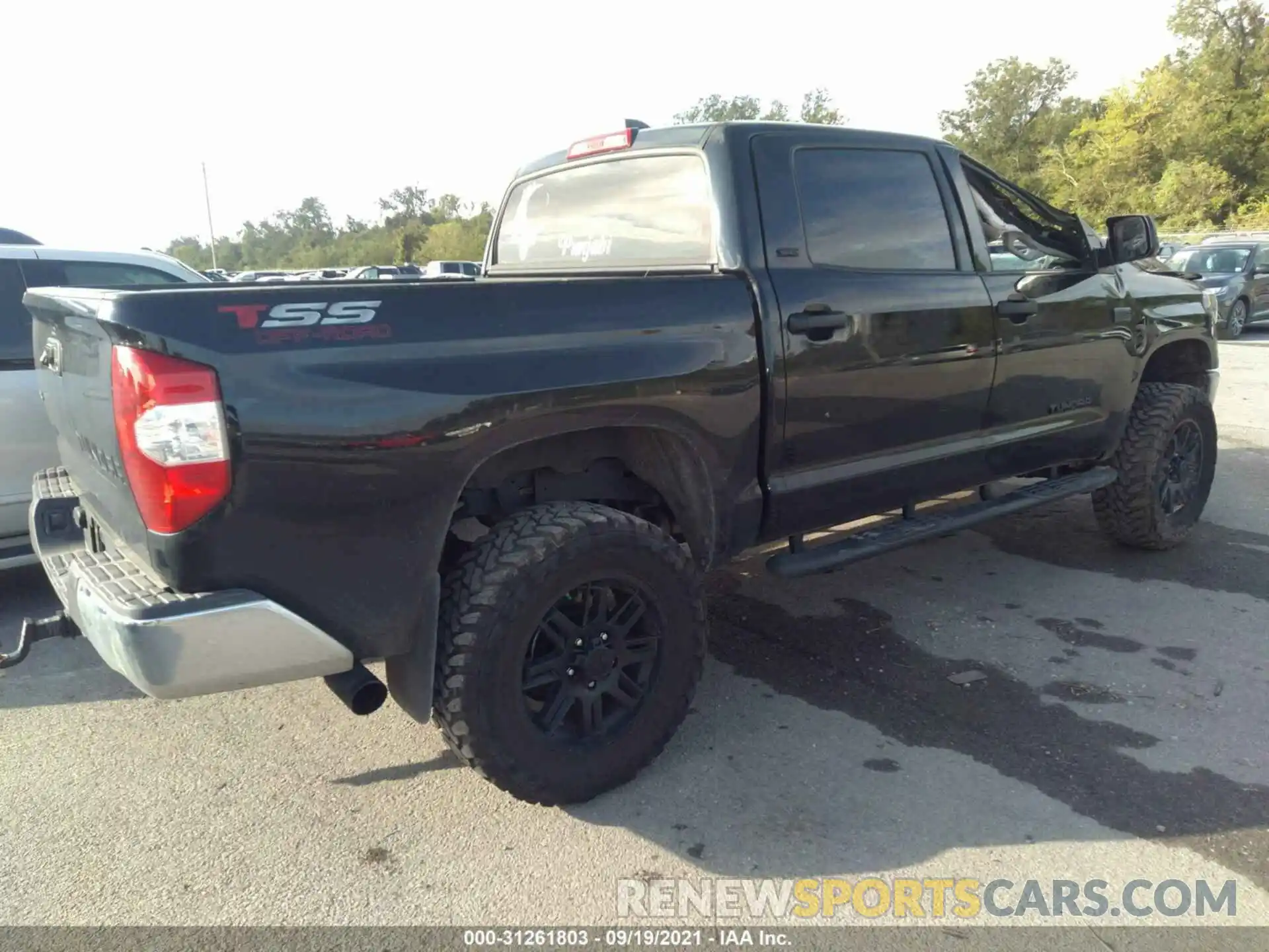 4 Photograph of a damaged car 5TFEY5F16MX274117 TOYOTA TUNDRA 2WD 2021