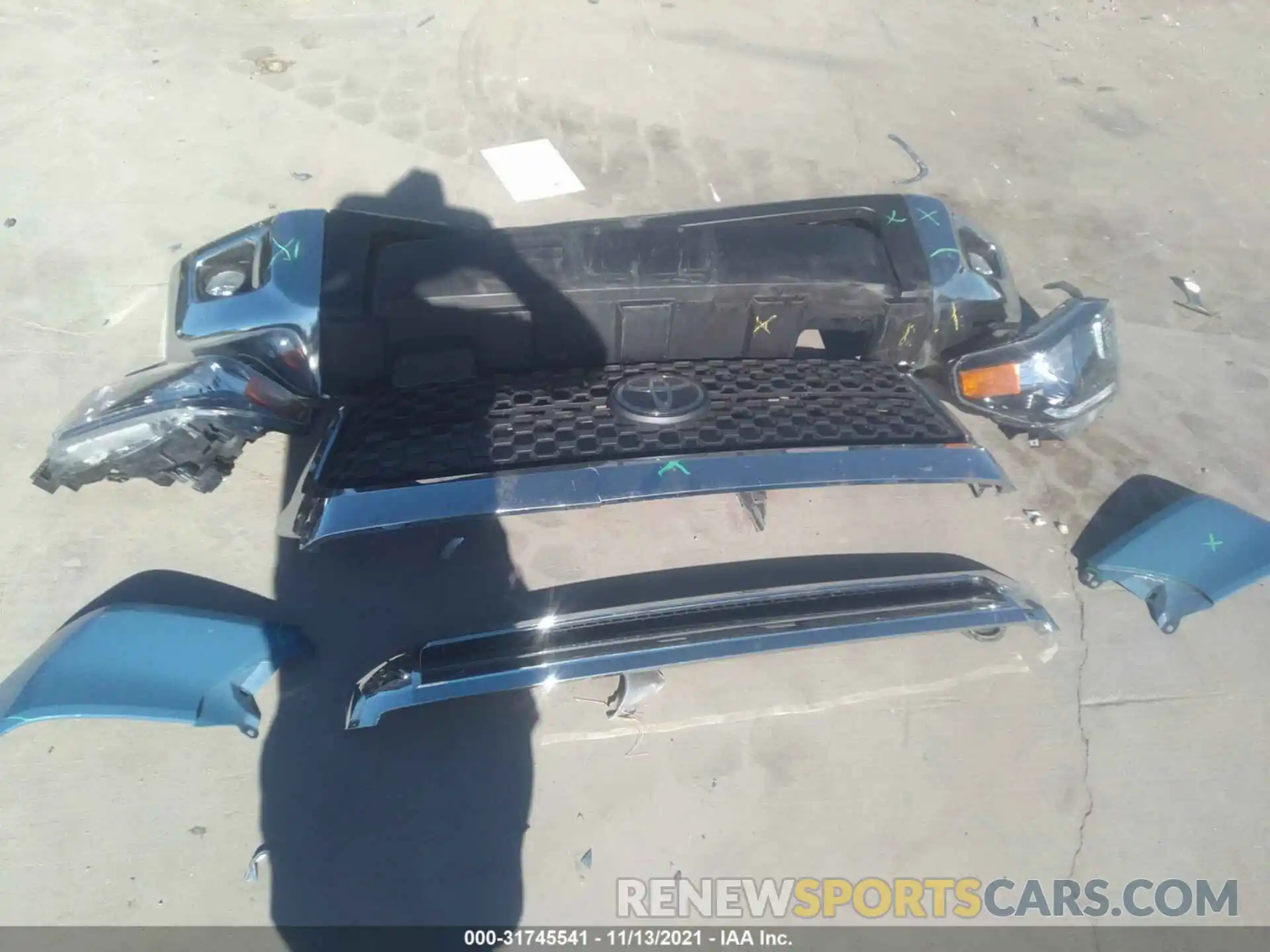 12 Photograph of a damaged car 5TFEY5F17MX283084 TOYOTA TUNDRA 2WD 2021