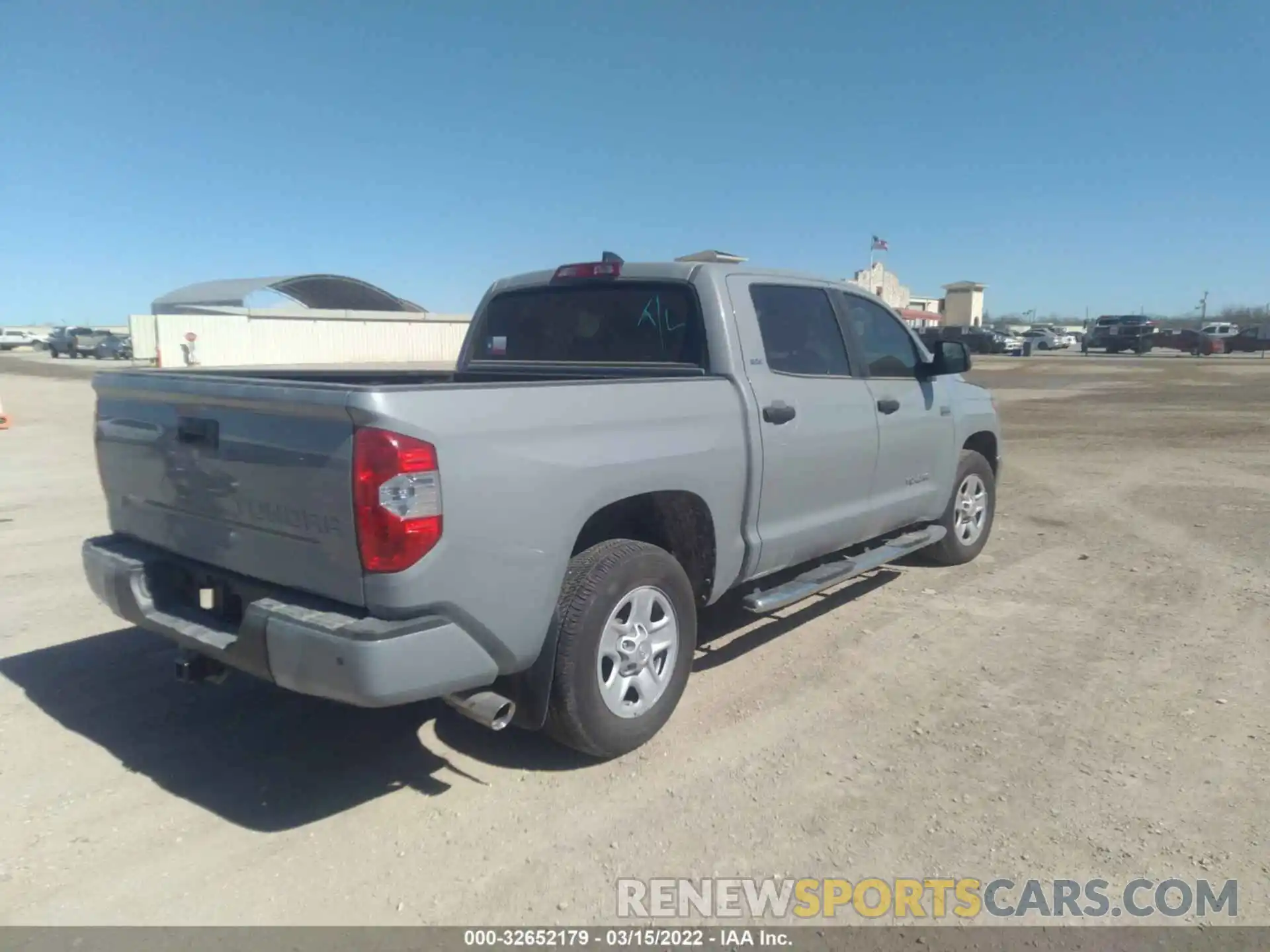 4 Photograph of a damaged car 5TFEY5F18MX300247 TOYOTA TUNDRA 2WD 2021