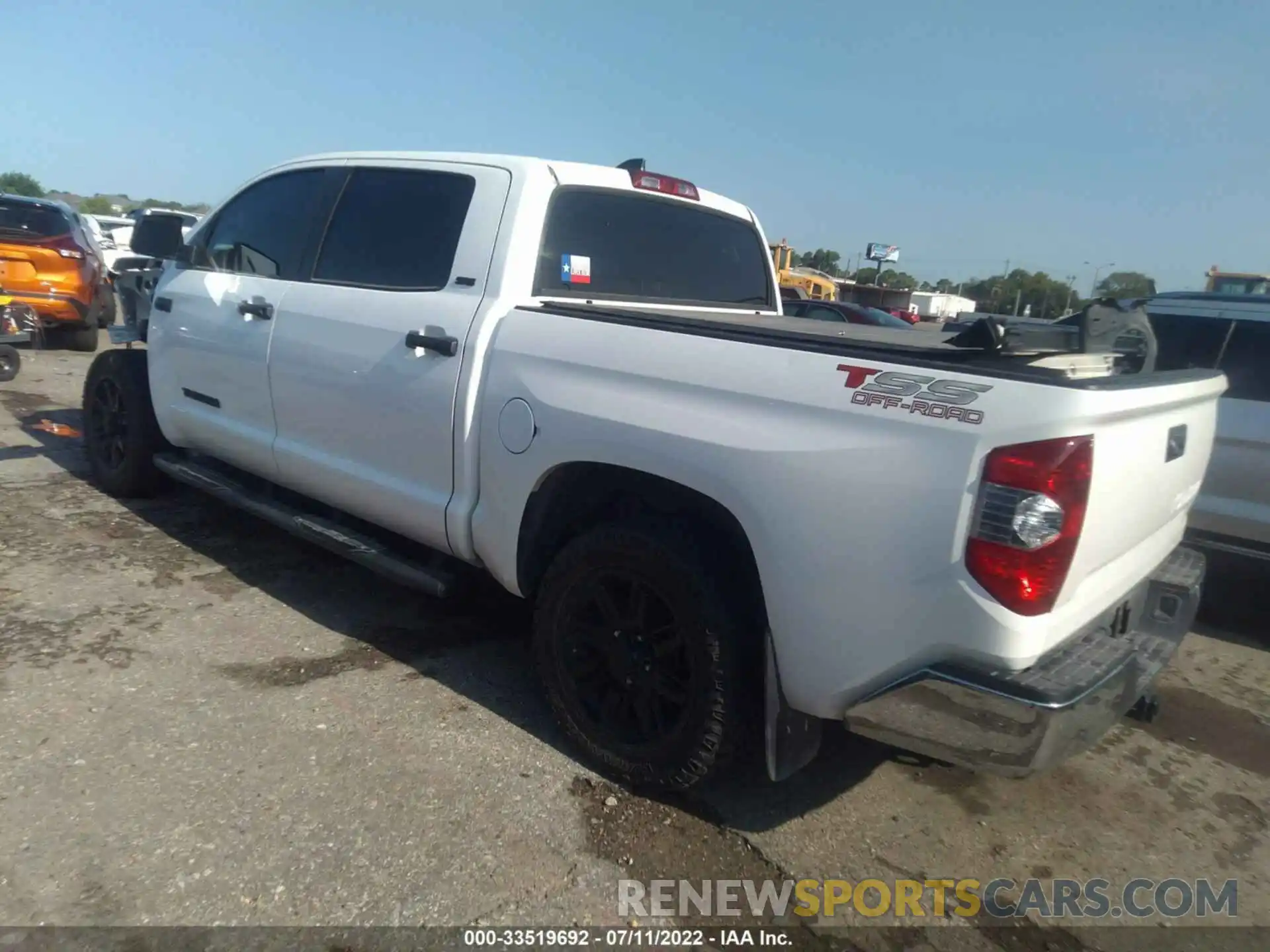 3 Photograph of a damaged car 5TFEY5F1XMX275402 TOYOTA TUNDRA 2WD 2021