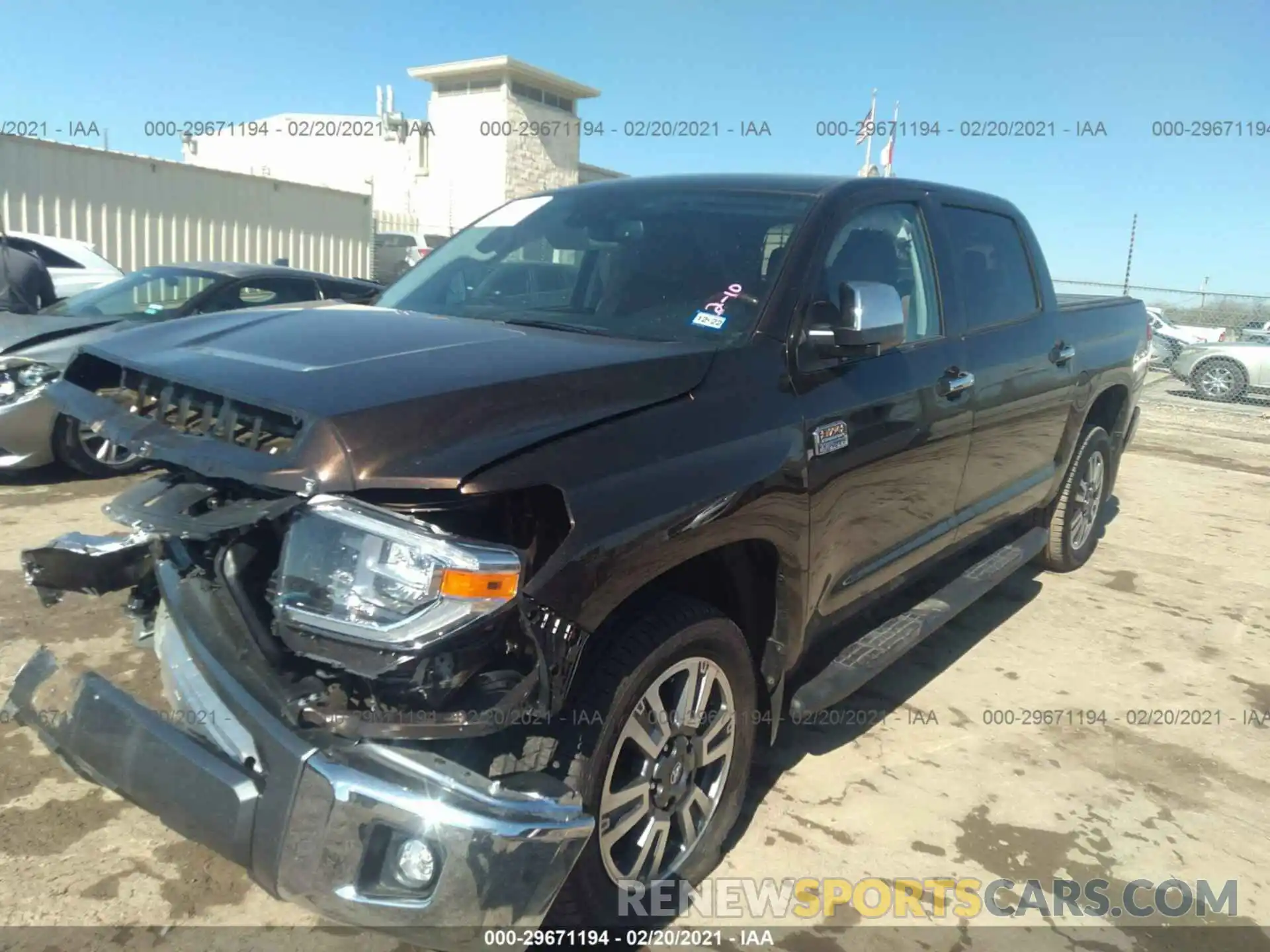 2 Photograph of a damaged car 5TFGY5F1XMX278275 TOYOTA TUNDRA 2WD 2021