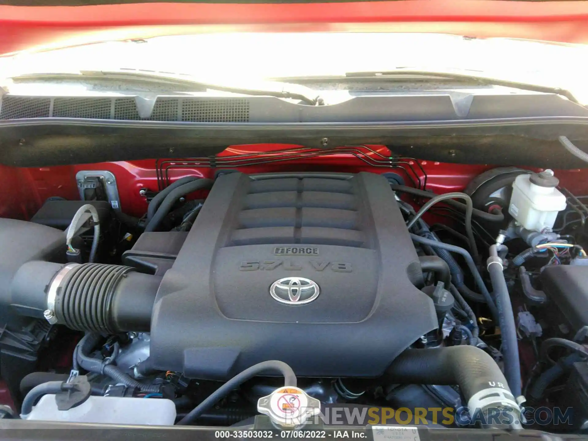 10 Photograph of a damaged car 5TFRY5F10MX273823 TOYOTA TUNDRA 2WD 2021