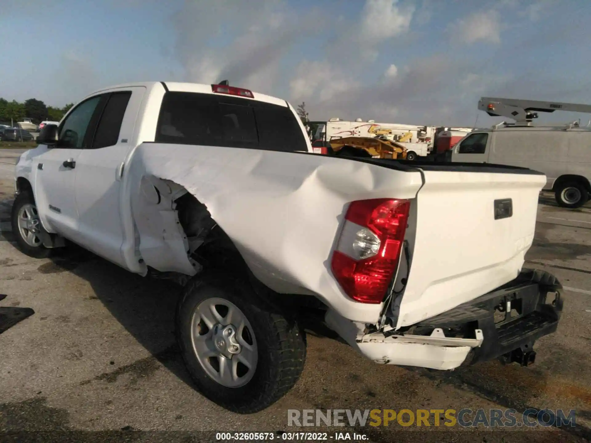 3 Photograph of a damaged car 5TFRY5F15MX296160 TOYOTA TUNDRA 2WD 2021