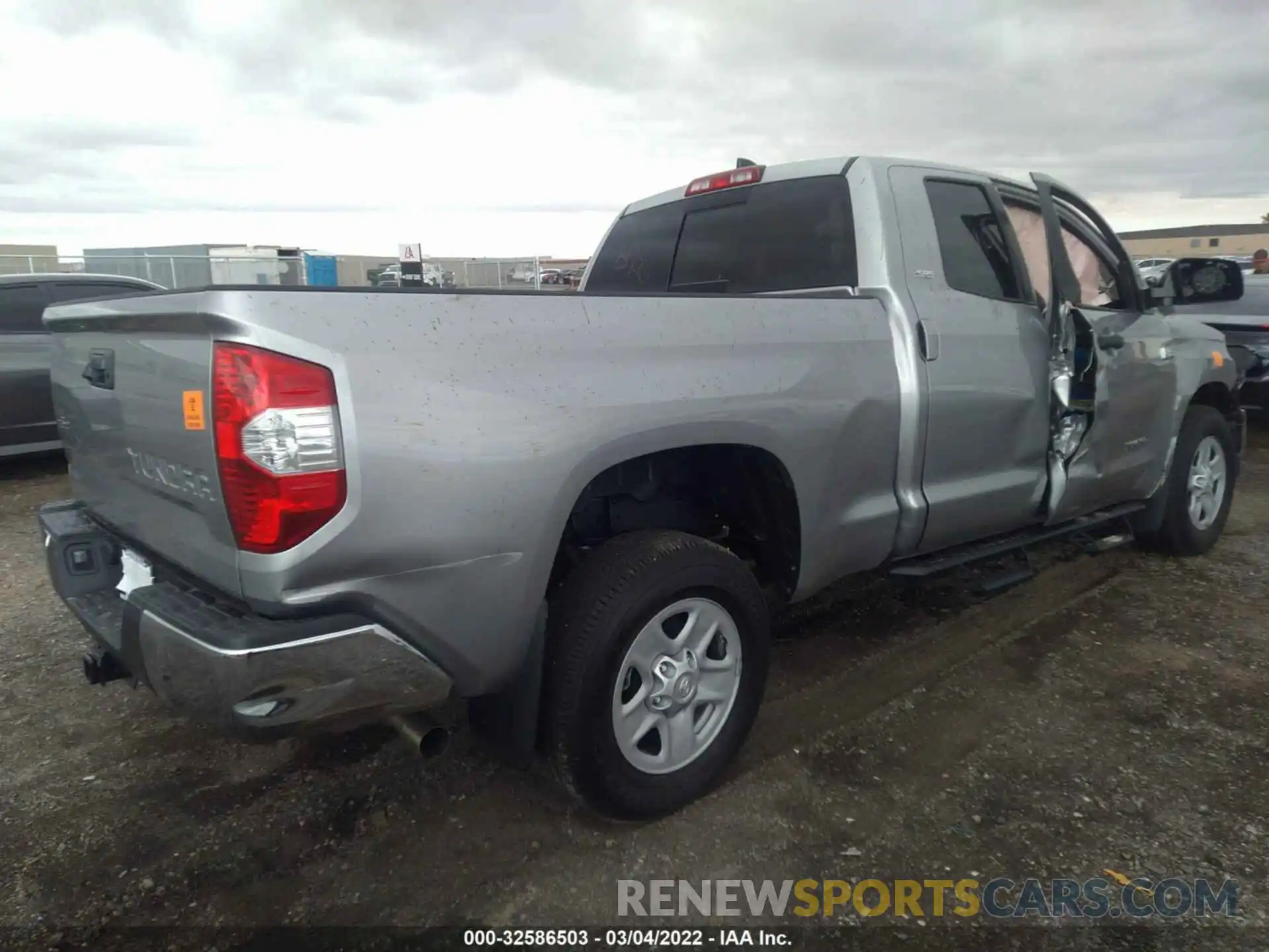 4 Photograph of a damaged car 5TFRY5F17MX296709 TOYOTA TUNDRA 2WD 2021