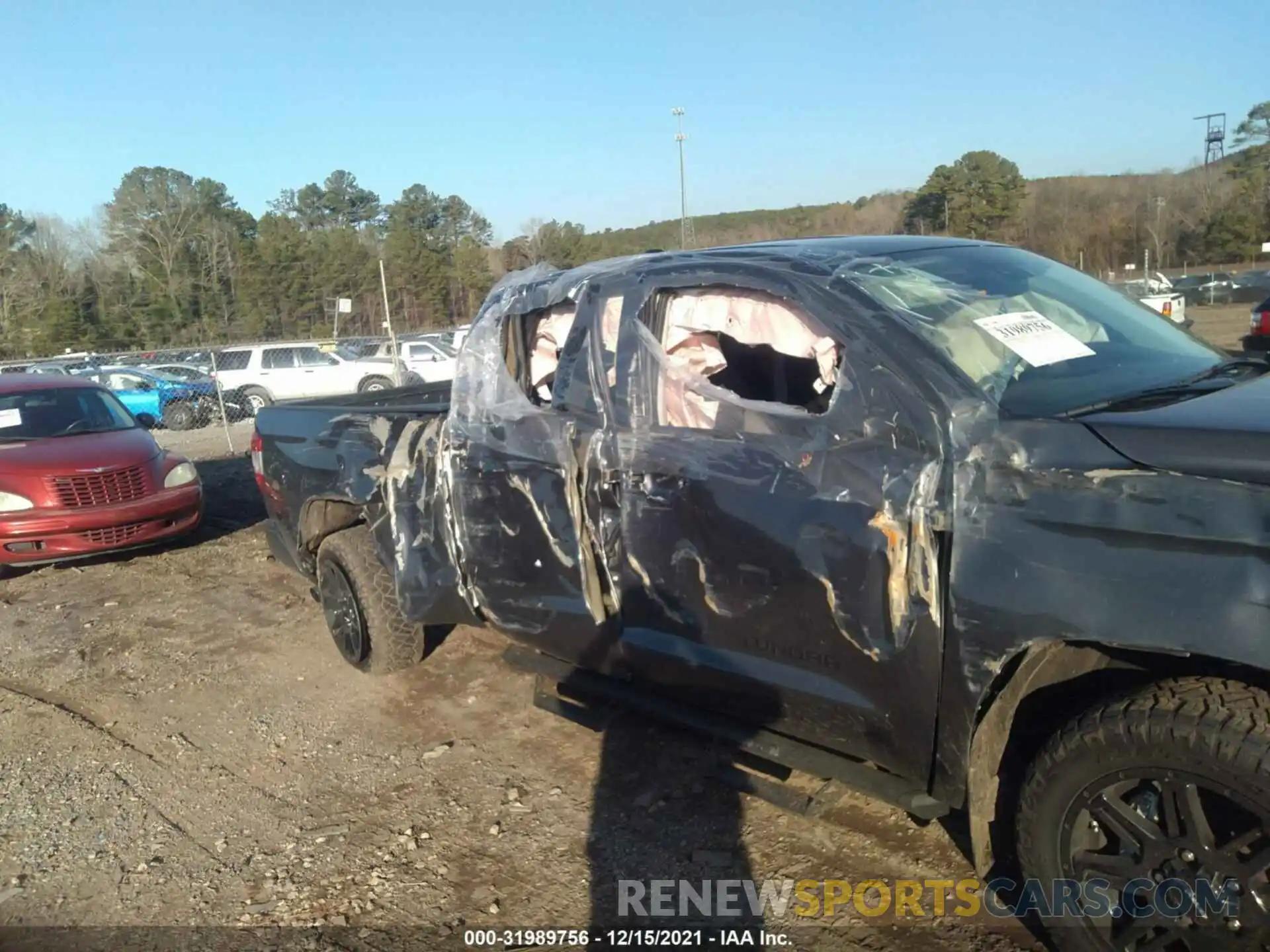 6 Photograph of a damaged car 5TFRY5F18MX290157 TOYOTA TUNDRA 2WD 2021