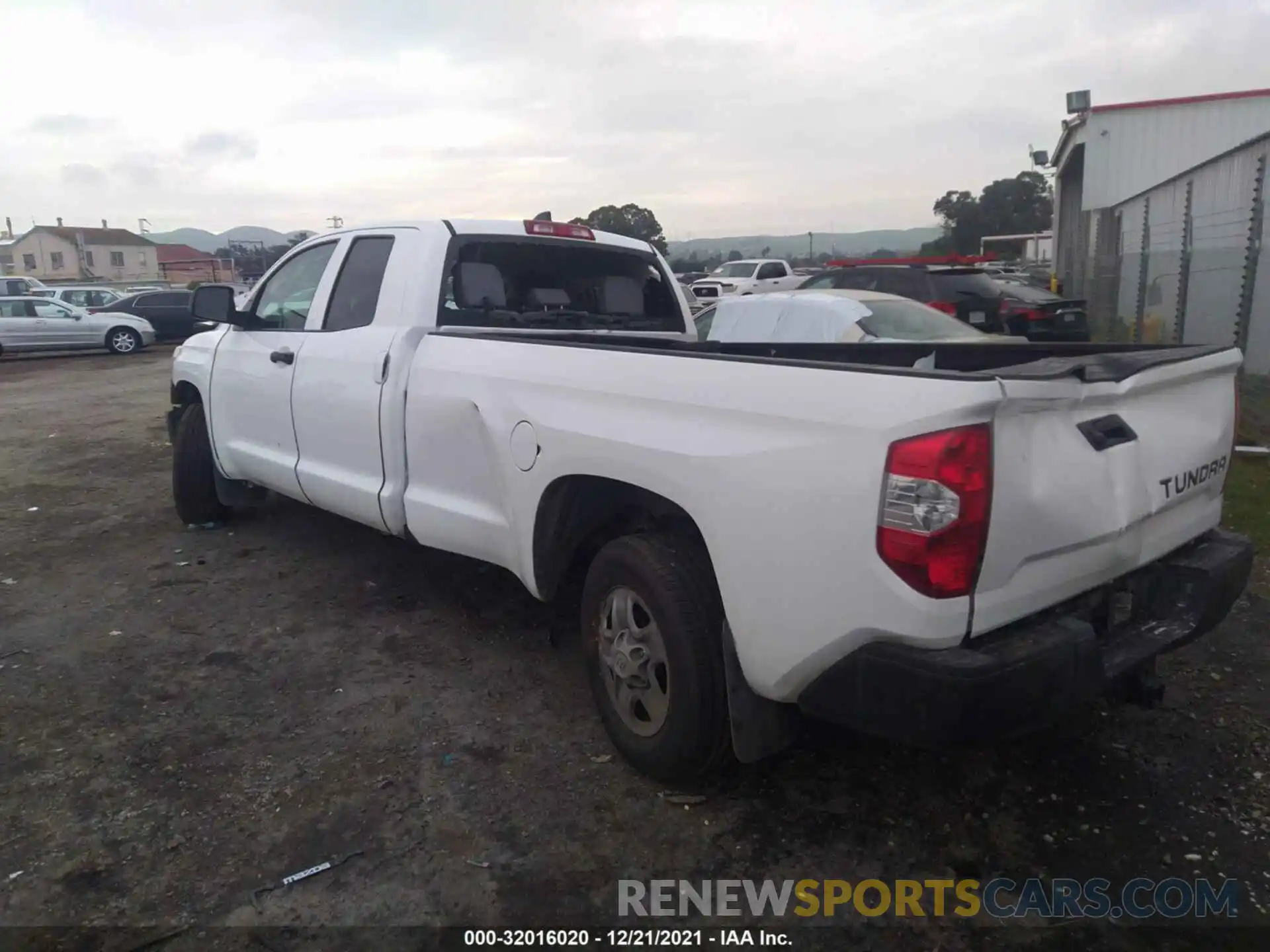 3 Photograph of a damaged car 5TFTY5F1XMX011944 TOYOTA TUNDRA 2WD 2021