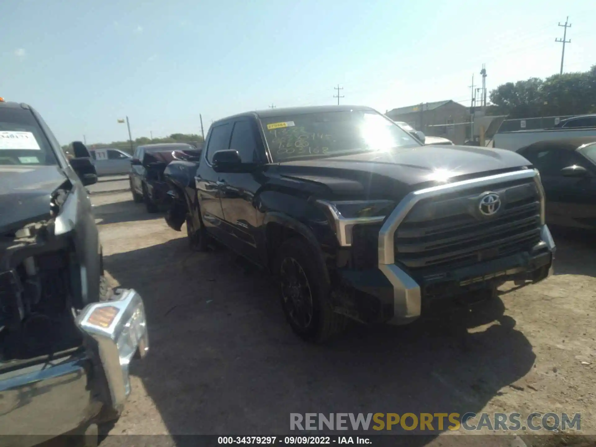 1 Фотография поврежденного автомобиля 5TFJA5AB0NX003168 TOYOTA TUNDRA 2WD 2022