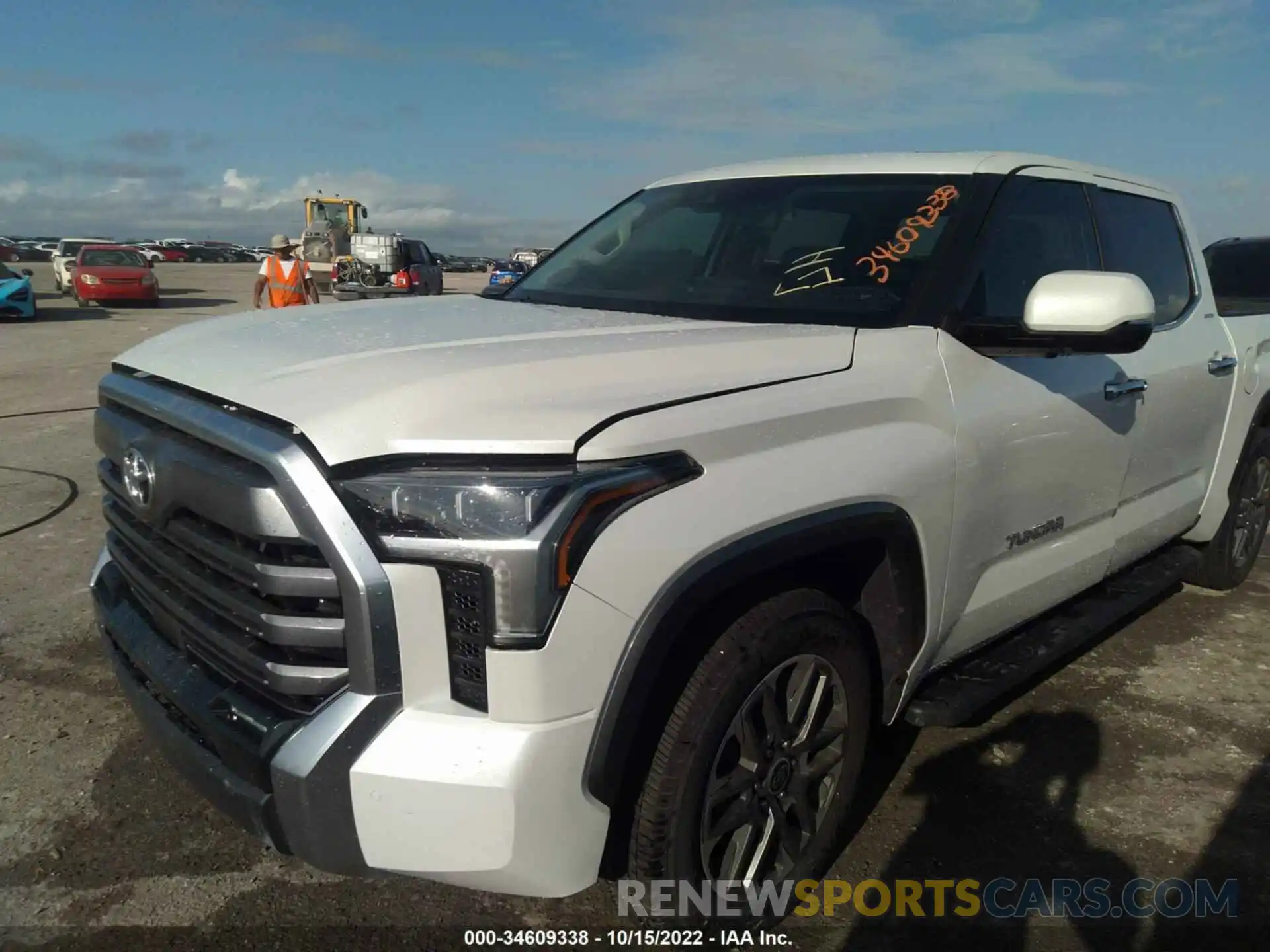 2 Photograph of a damaged car 5TFJA5AB5NX008852 TOYOTA TUNDRA 2WD 2022