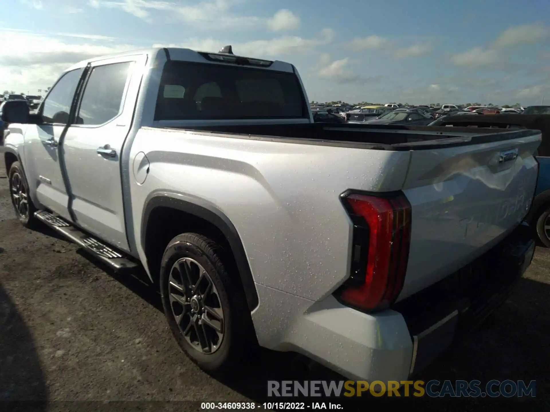 3 Photograph of a damaged car 5TFJA5AB5NX008852 TOYOTA TUNDRA 2WD 2022