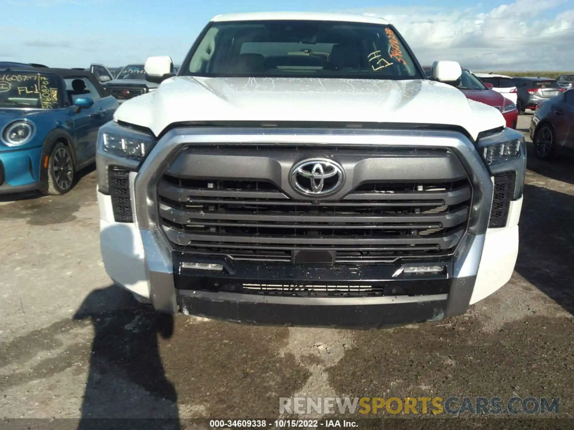 6 Photograph of a damaged car 5TFJA5AB5NX008852 TOYOTA TUNDRA 2WD 2022