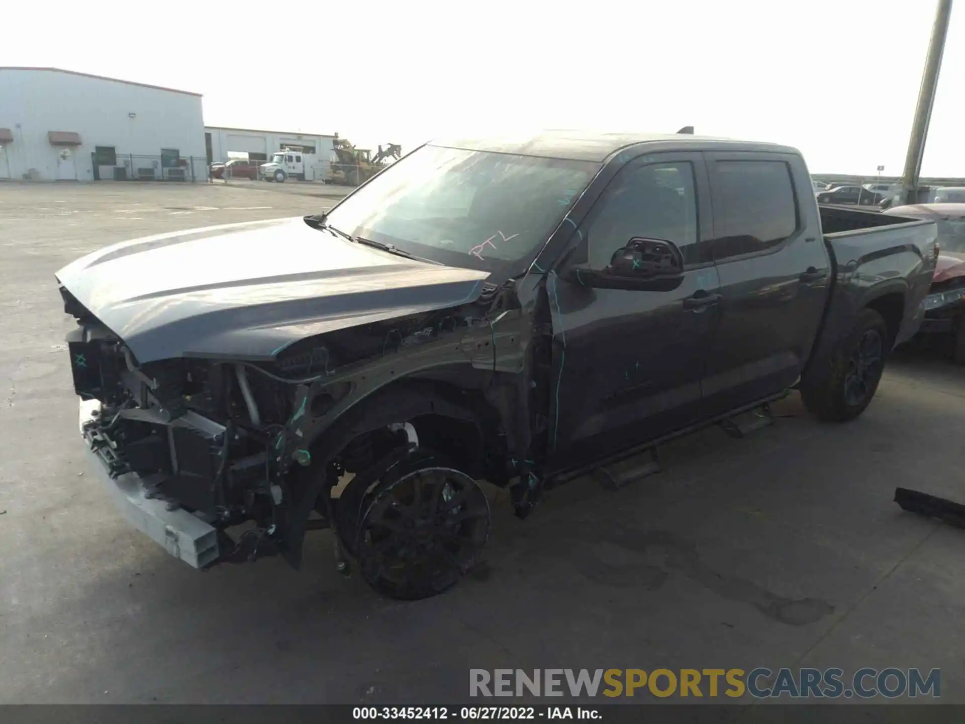 2 Photograph of a damaged car 5TFLA5AB9NX007163 TOYOTA TUNDRA 2WD 2022