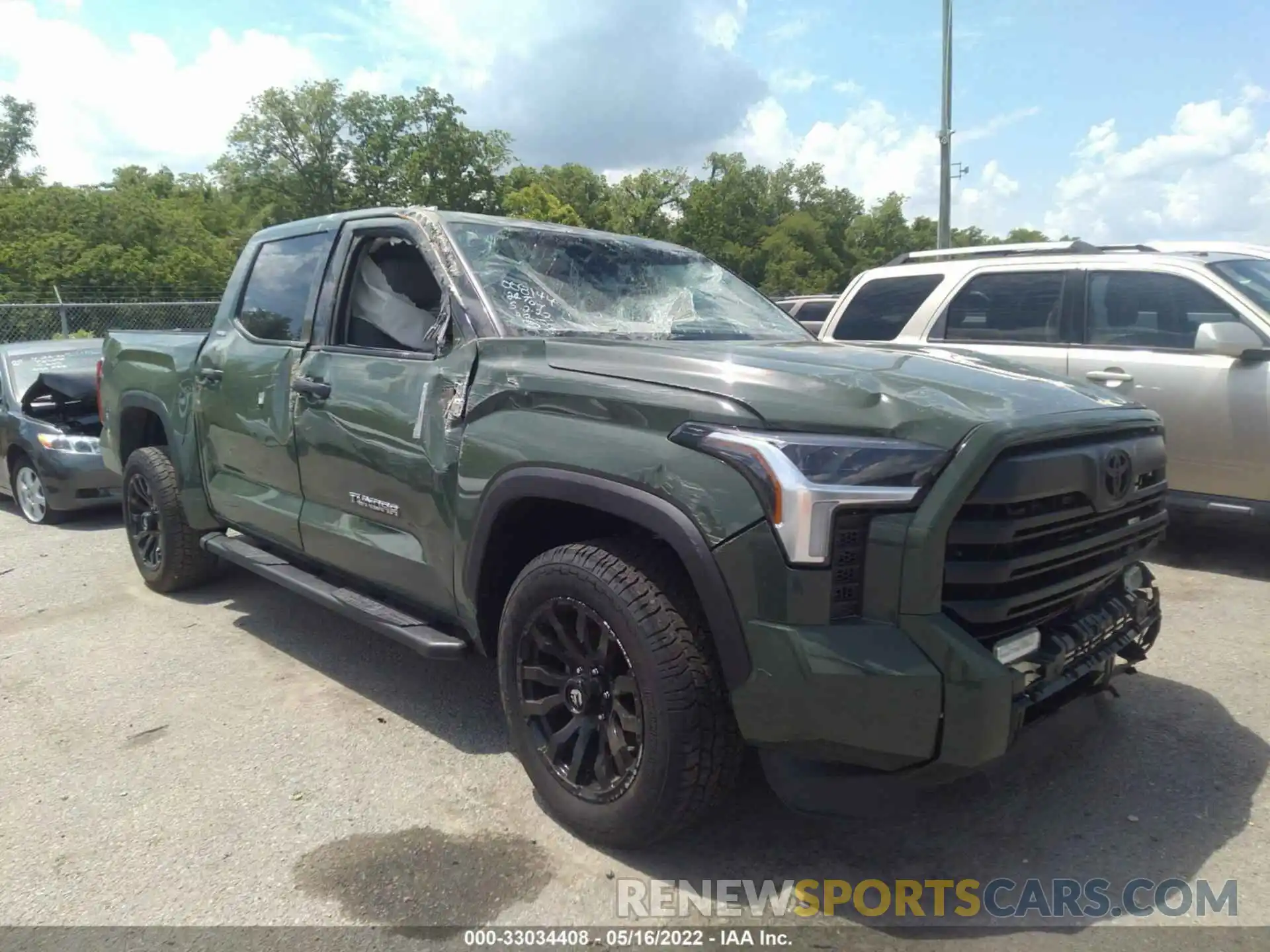 1 Photograph of a damaged car 5TFLA5ABXNX008144 TOYOTA TUNDRA 2WD 2022