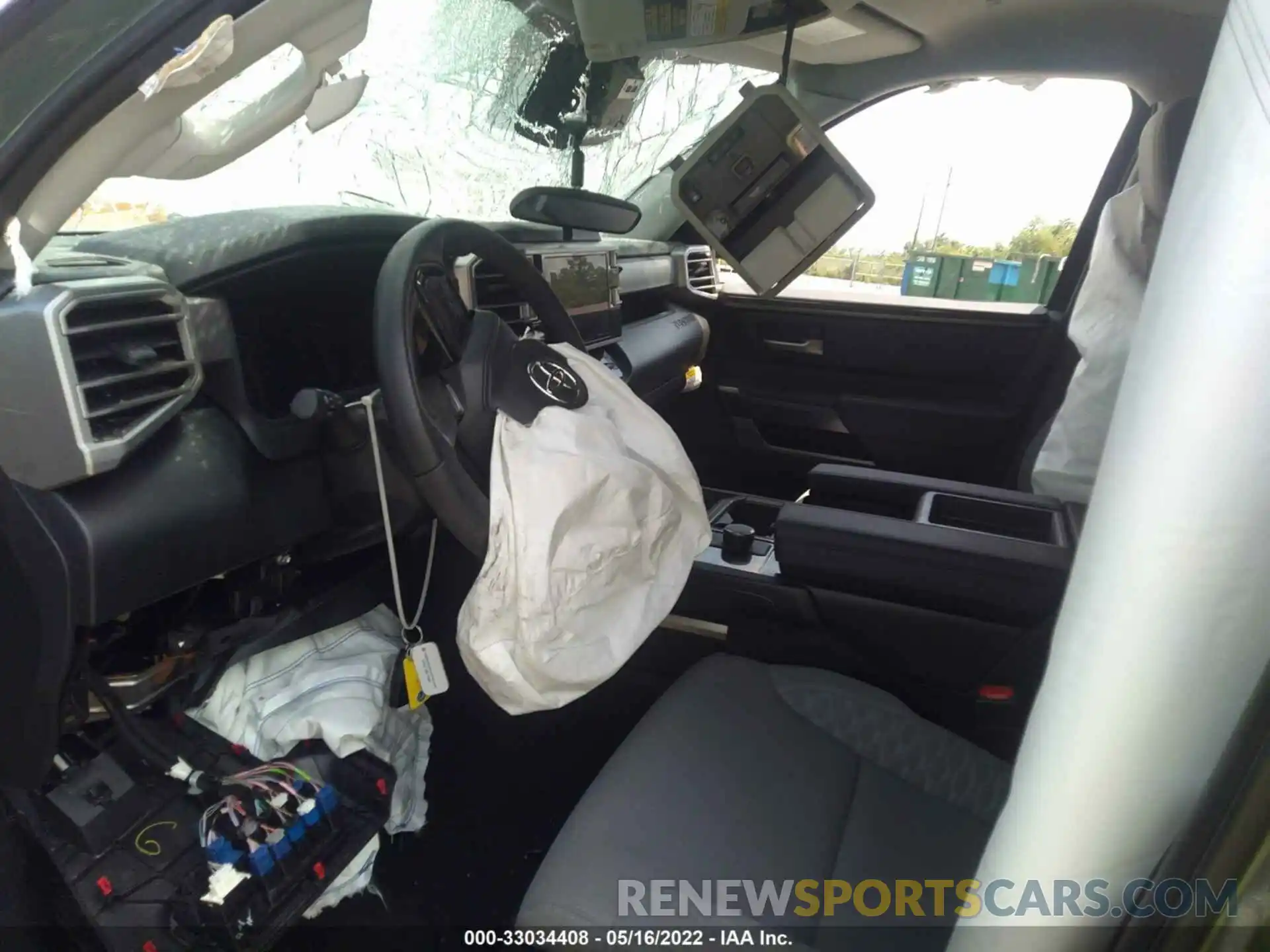 5 Photograph of a damaged car 5TFLA5ABXNX008144 TOYOTA TUNDRA 2WD 2022