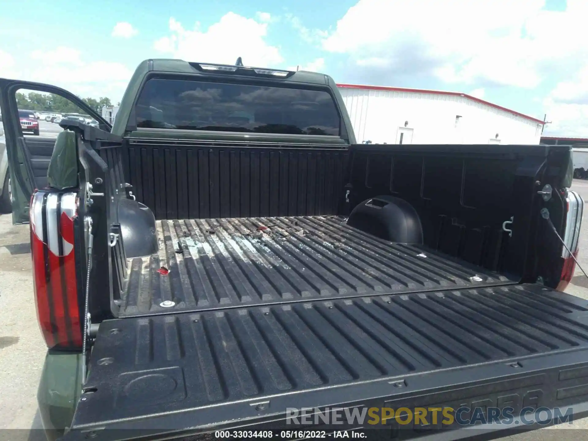 8 Photograph of a damaged car 5TFLA5ABXNX008144 TOYOTA TUNDRA 2WD 2022