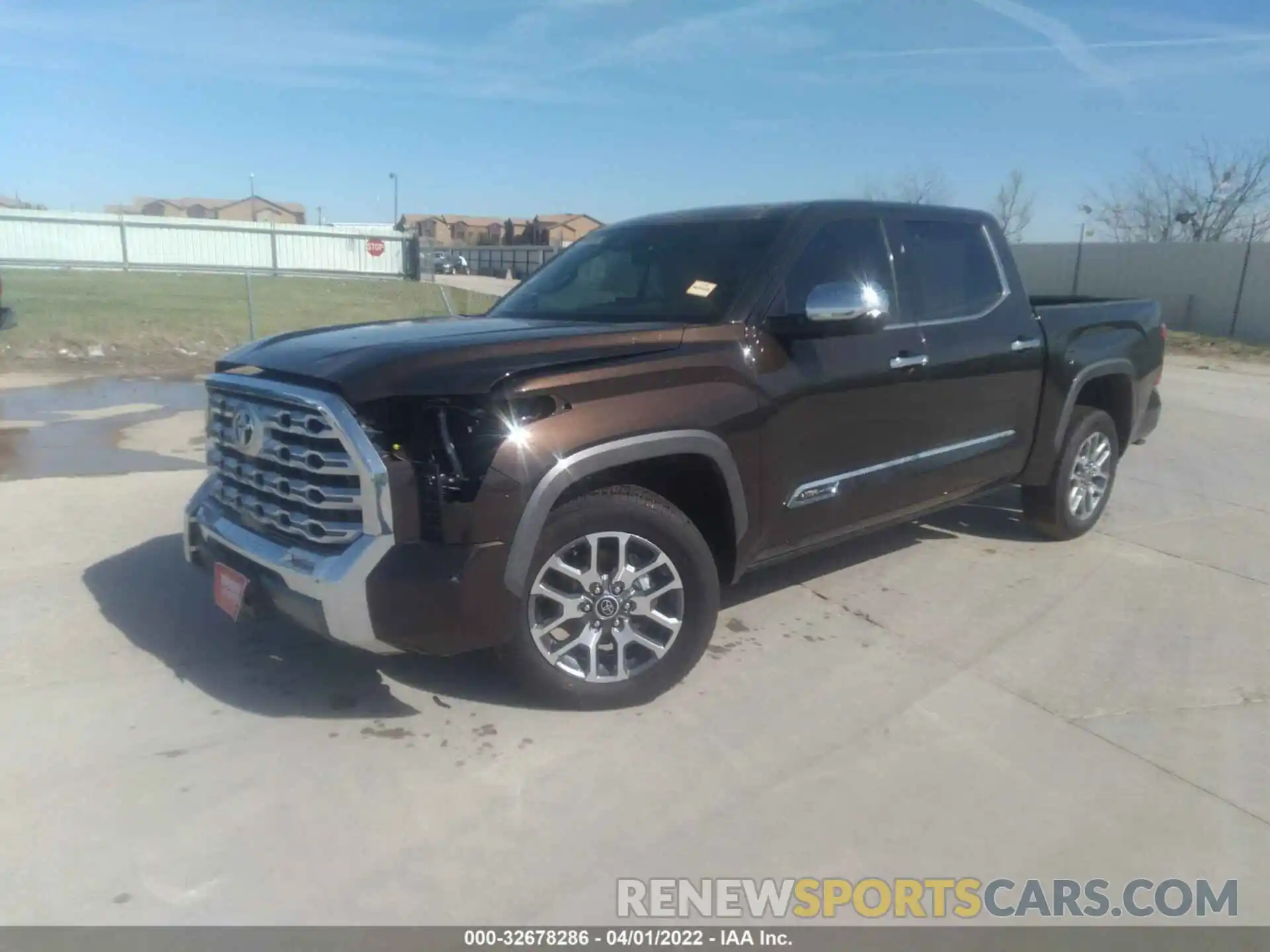 2 Photograph of a damaged car 5TFMA5AB2NX003444 TOYOTA TUNDRA 2WD 2022