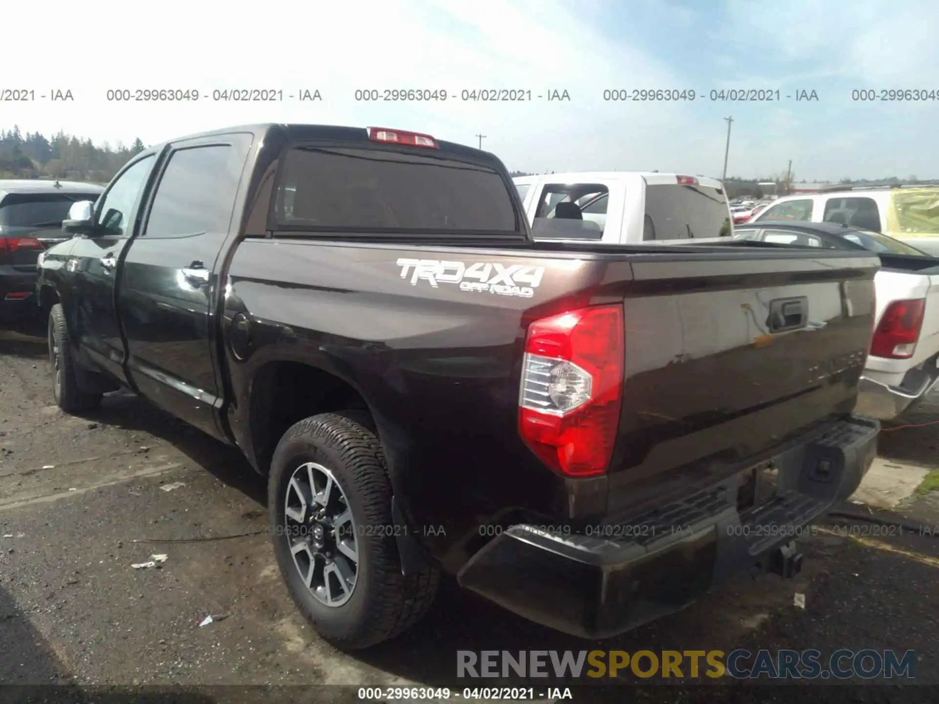 3 Photograph of a damaged car 5TFAY5F11KX812394 TOYOTA TUNDRA 4WD 2019