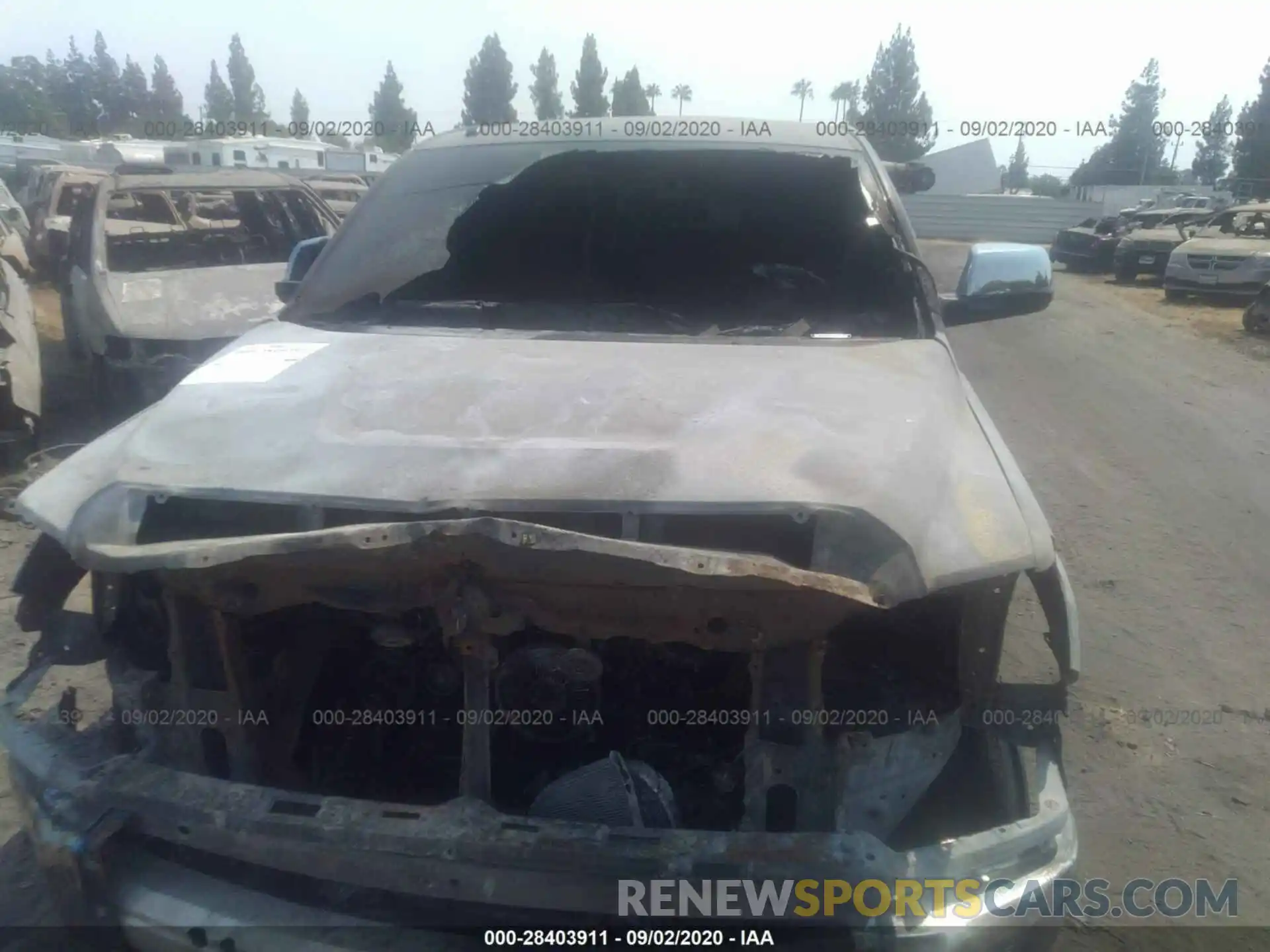 6 Photograph of a damaged car 5TFAY5F12KX863449 TOYOTA TUNDRA 4WD 2019