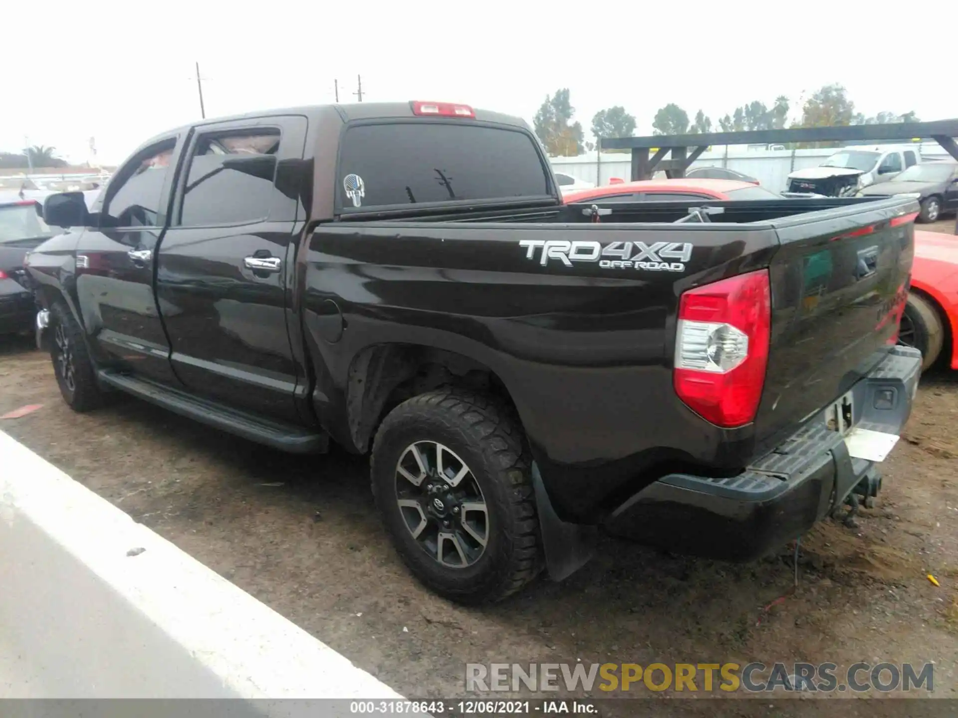 3 Photograph of a damaged car 5TFAY5F12KX866870 TOYOTA TUNDRA 4WD 2019