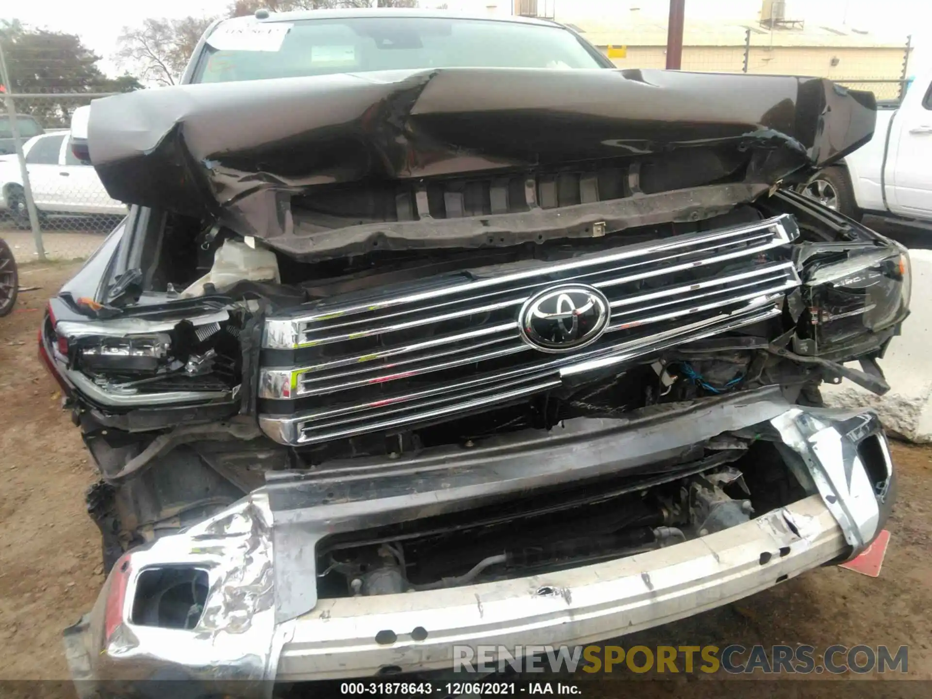 6 Photograph of a damaged car 5TFAY5F12KX866870 TOYOTA TUNDRA 4WD 2019