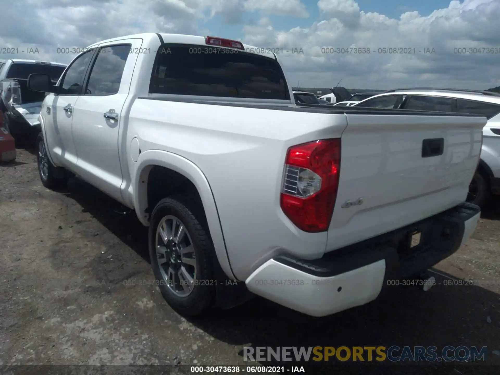 3 Photograph of a damaged car 5TFAY5F13KX846627 TOYOTA TUNDRA 4WD 2019