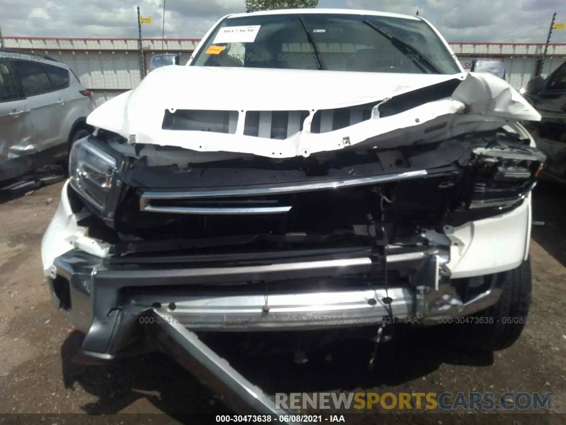 6 Photograph of a damaged car 5TFAY5F13KX846627 TOYOTA TUNDRA 4WD 2019