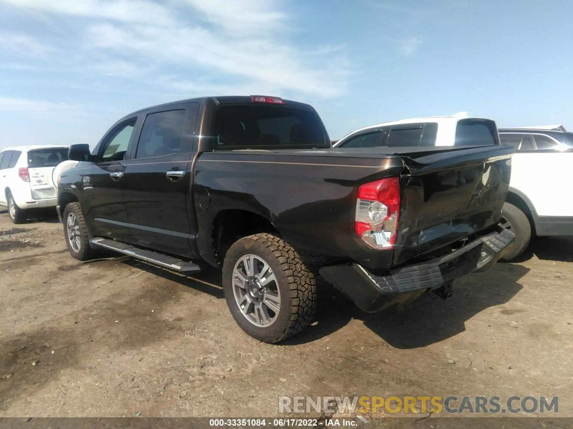 3 Photograph of a damaged car 5TFAY5F14KX816813 TOYOTA TUNDRA 4WD 2019