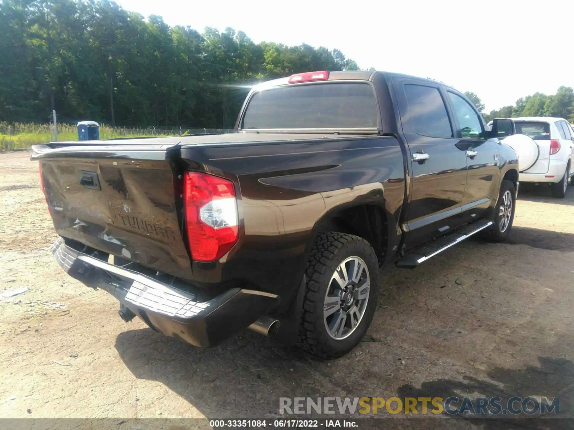 4 Photograph of a damaged car 5TFAY5F14KX816813 TOYOTA TUNDRA 4WD 2019