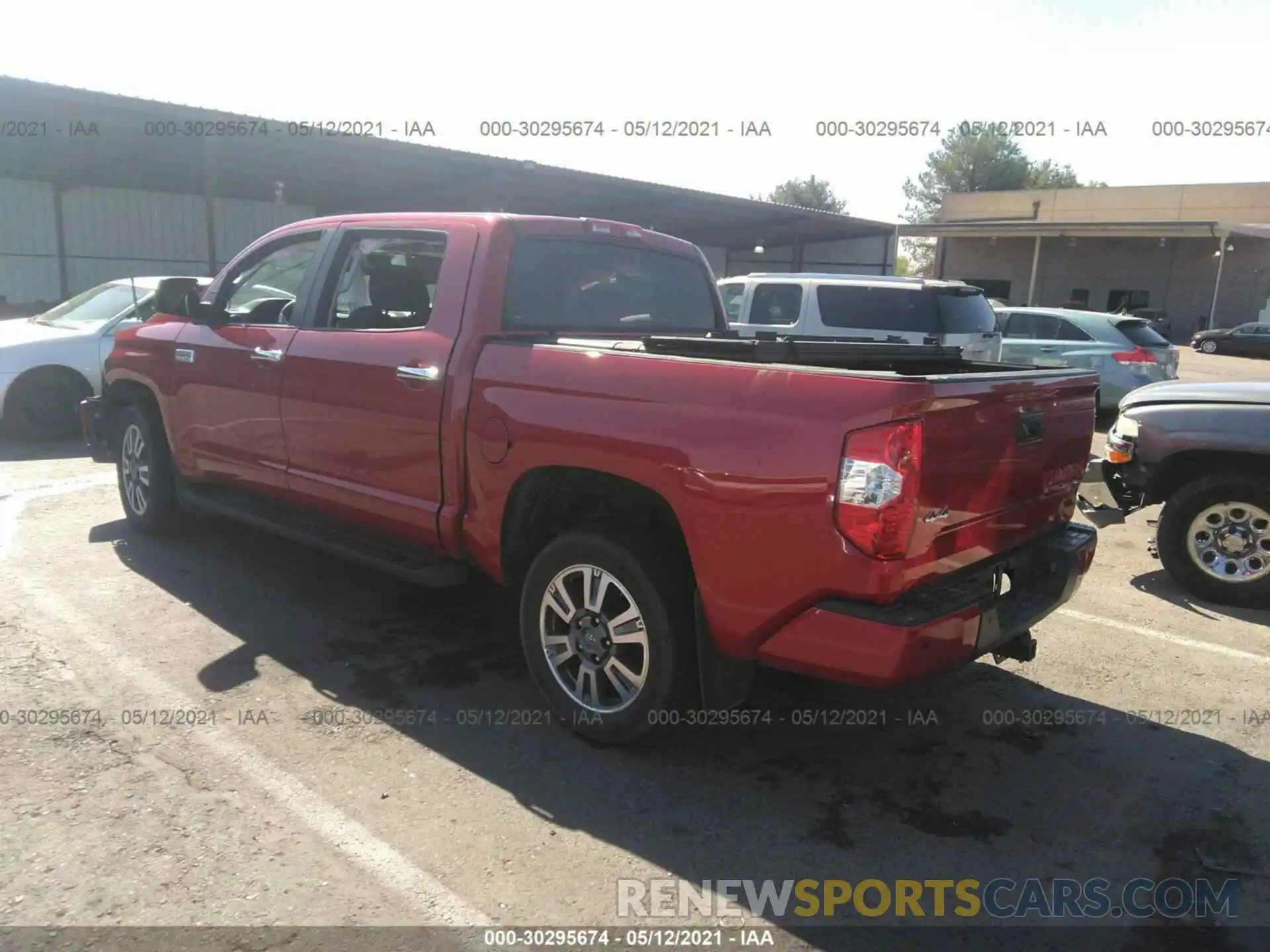 3 Photograph of a damaged car 5TFAY5F14KX831361 TOYOTA TUNDRA 4WD 2019