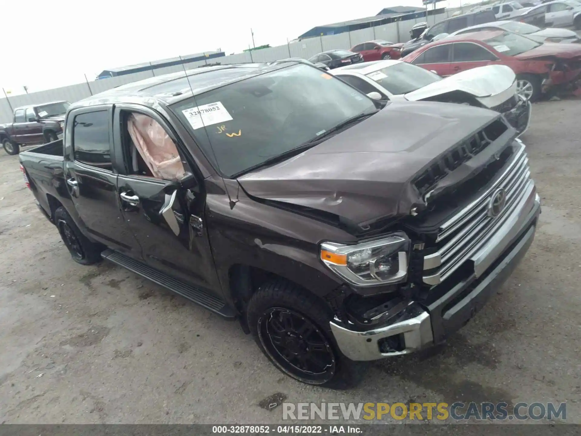 6 Photograph of a damaged car 5TFAY5F14KX842862 TOYOTA TUNDRA 4WD 2019