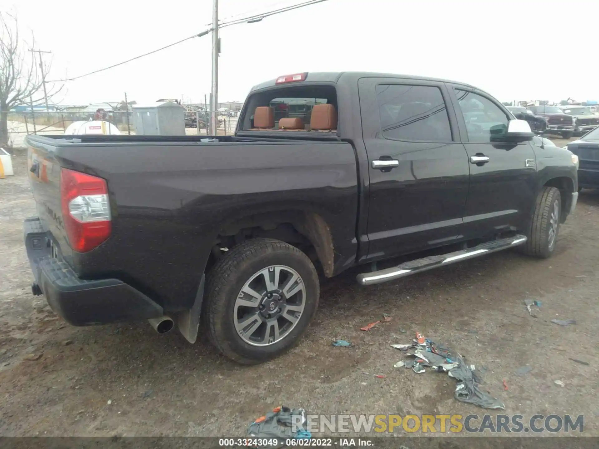 4 Photograph of a damaged car 5TFAY5F15KX787855 TOYOTA TUNDRA 4WD 2019