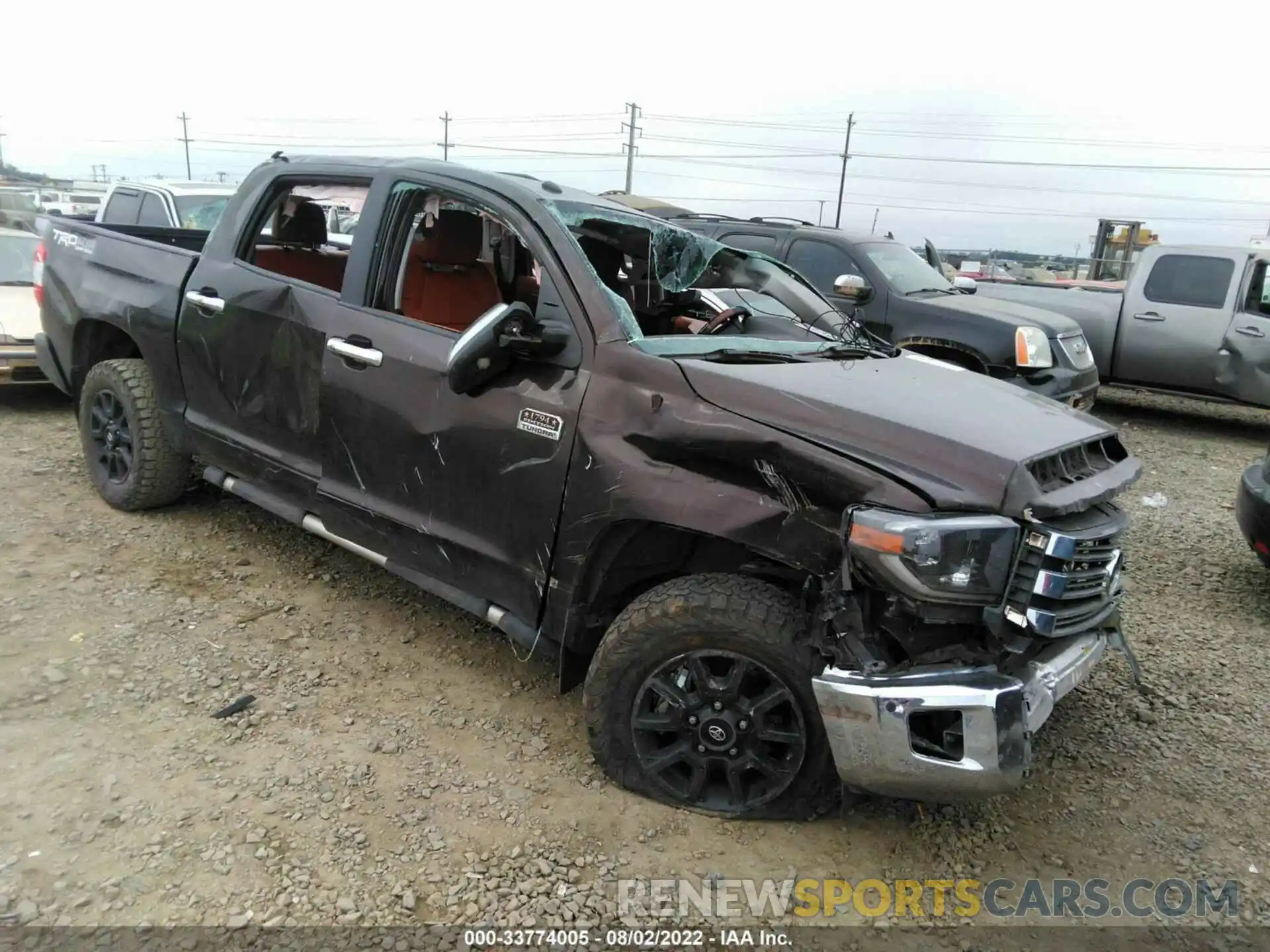 1 Photograph of a damaged car 5TFAY5F15KX796314 TOYOTA TUNDRA 4WD 2019