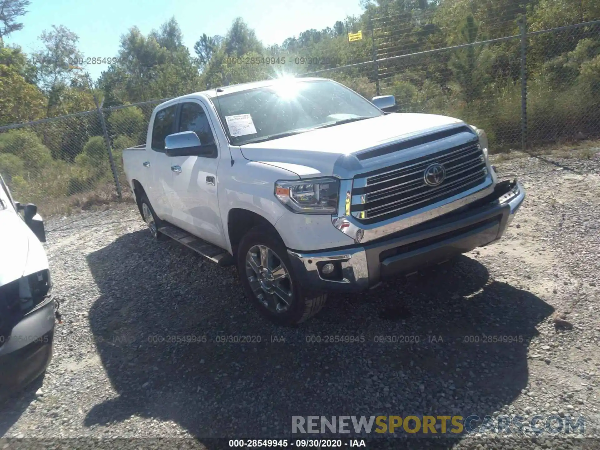 1 Photograph of a damaged car 5TFAY5F15KX817081 TOYOTA TUNDRA 4WD 2019