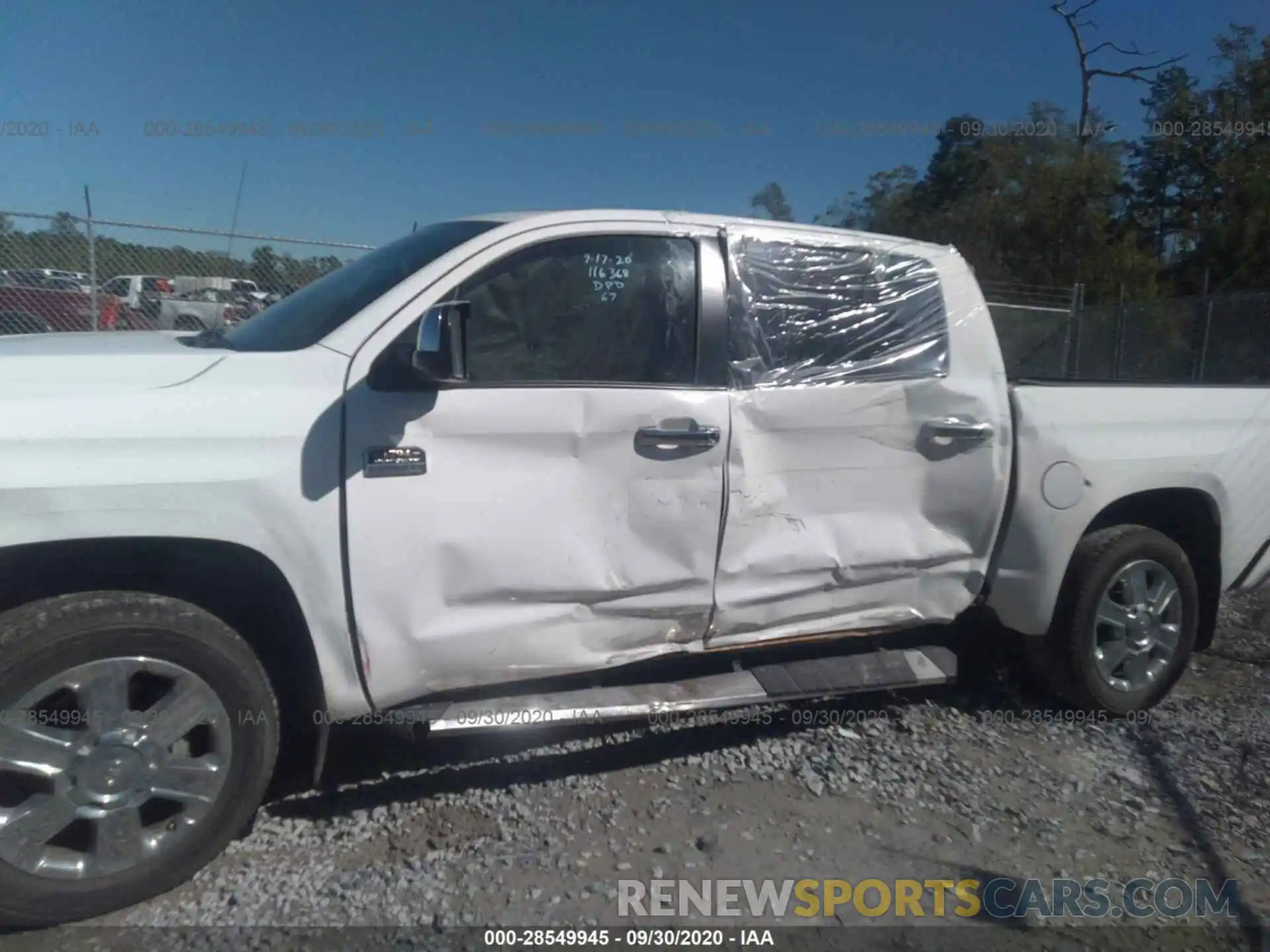 6 Photograph of a damaged car 5TFAY5F15KX817081 TOYOTA TUNDRA 4WD 2019