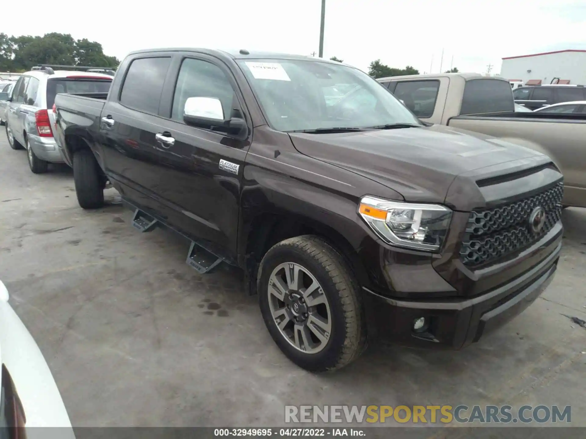 1 Photograph of a damaged car 5TFAY5F16KX830664 TOYOTA TUNDRA 4WD 2019