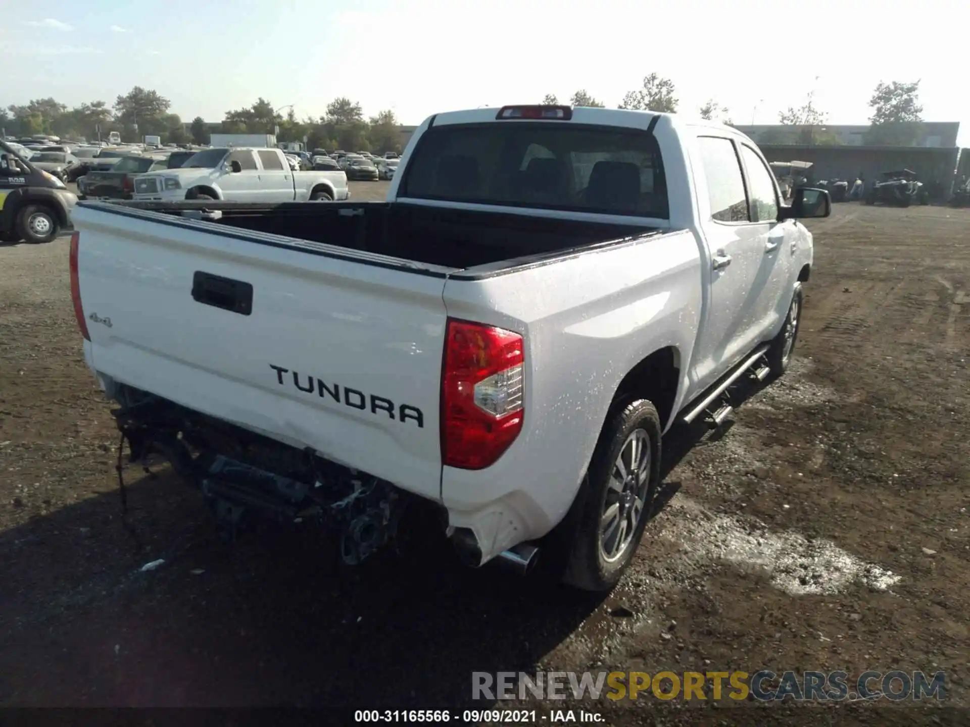 4 Фотография поврежденного автомобиля 5TFAY5F16KX853023 TOYOTA TUNDRA 4WD 2019