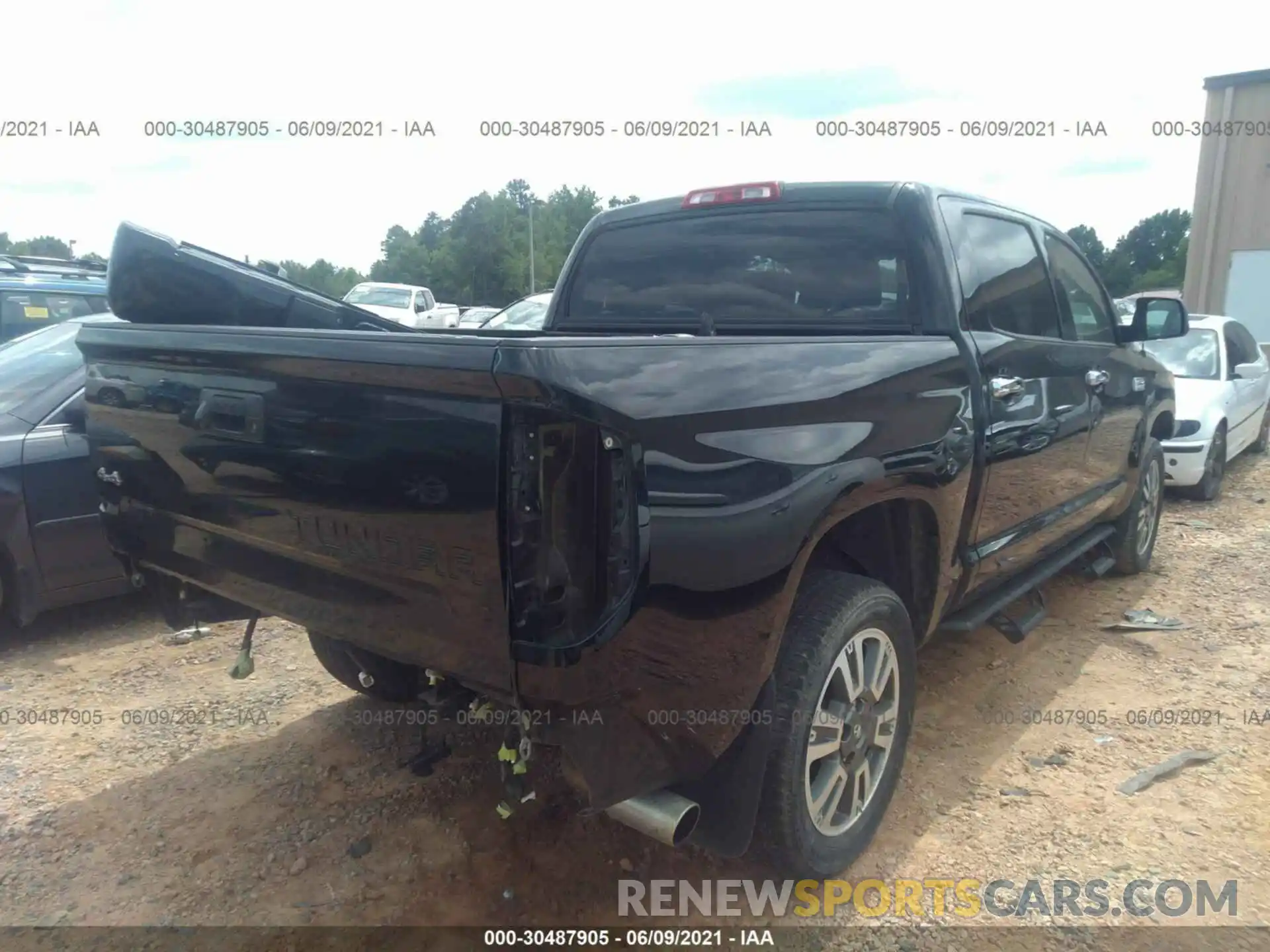 4 Photograph of a damaged car 5TFAY5F16KX856360 TOYOTA TUNDRA 4WD 2019