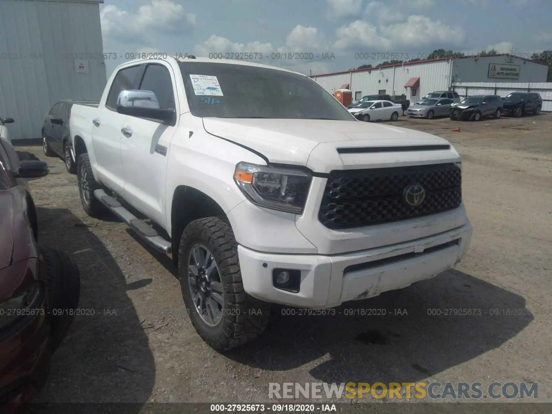 1 Photograph of a damaged car 5TFAY5F17KX780048 TOYOTA TUNDRA 4WD 2019