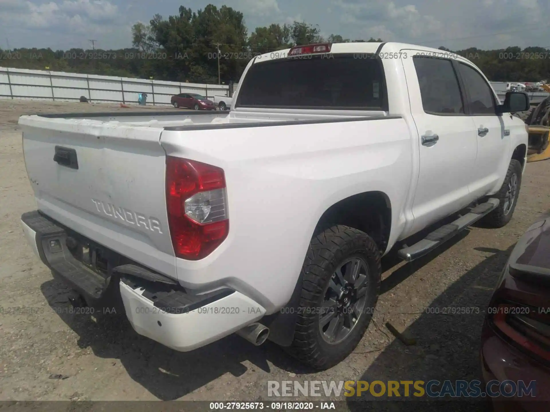 4 Photograph of a damaged car 5TFAY5F17KX780048 TOYOTA TUNDRA 4WD 2019