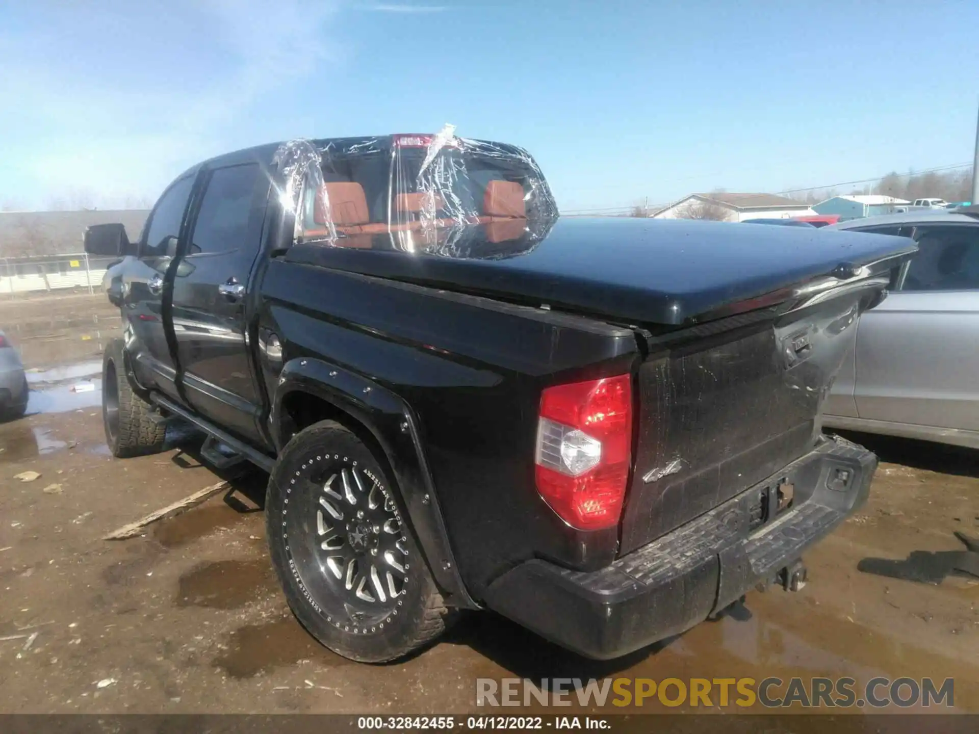 3 Photograph of a damaged car 5TFAY5F18KX797098 TOYOTA TUNDRA 4WD 2019