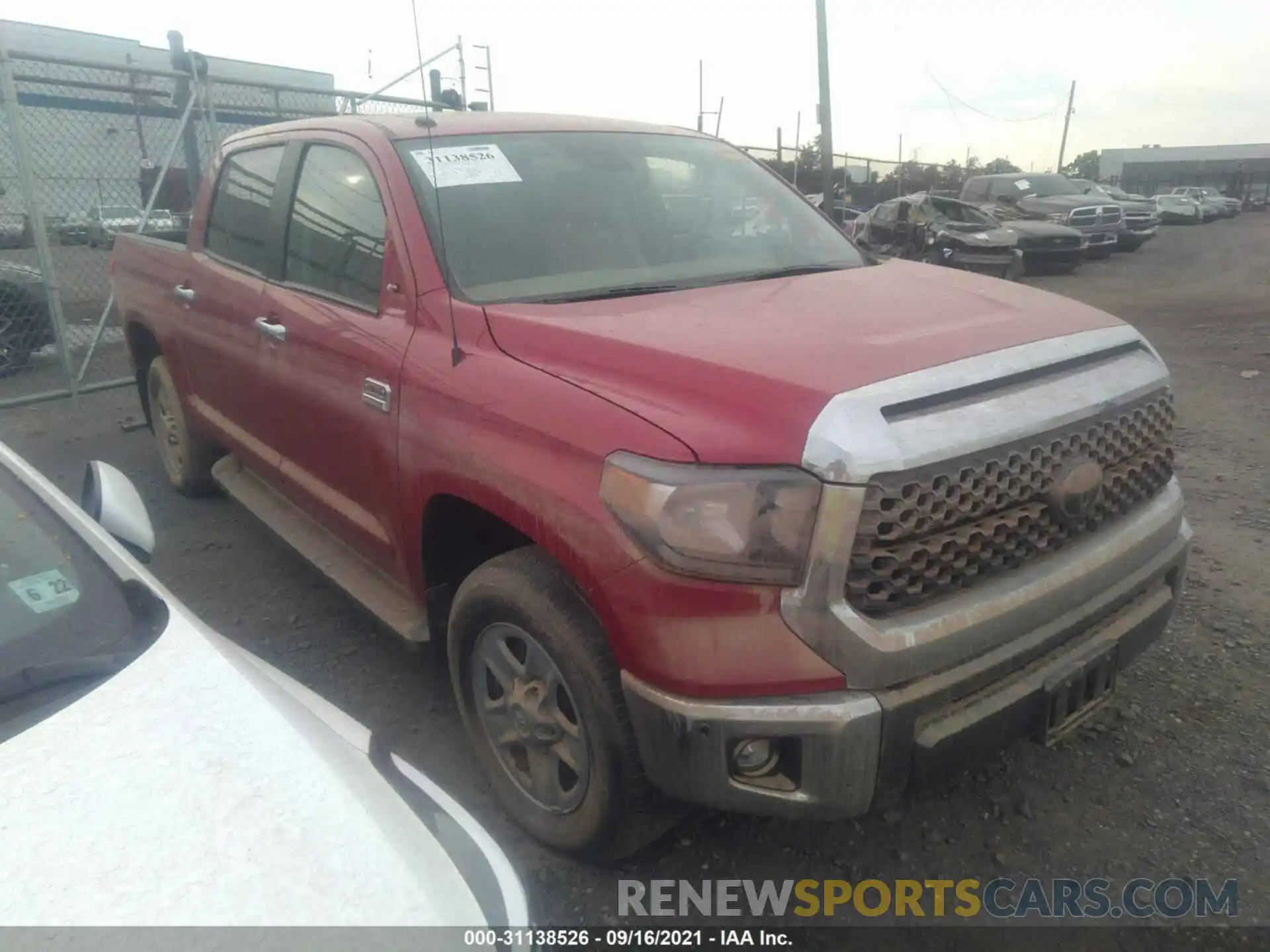 1 Photograph of a damaged car 5TFAY5F18KX805989 TOYOTA TUNDRA 4WD 2019