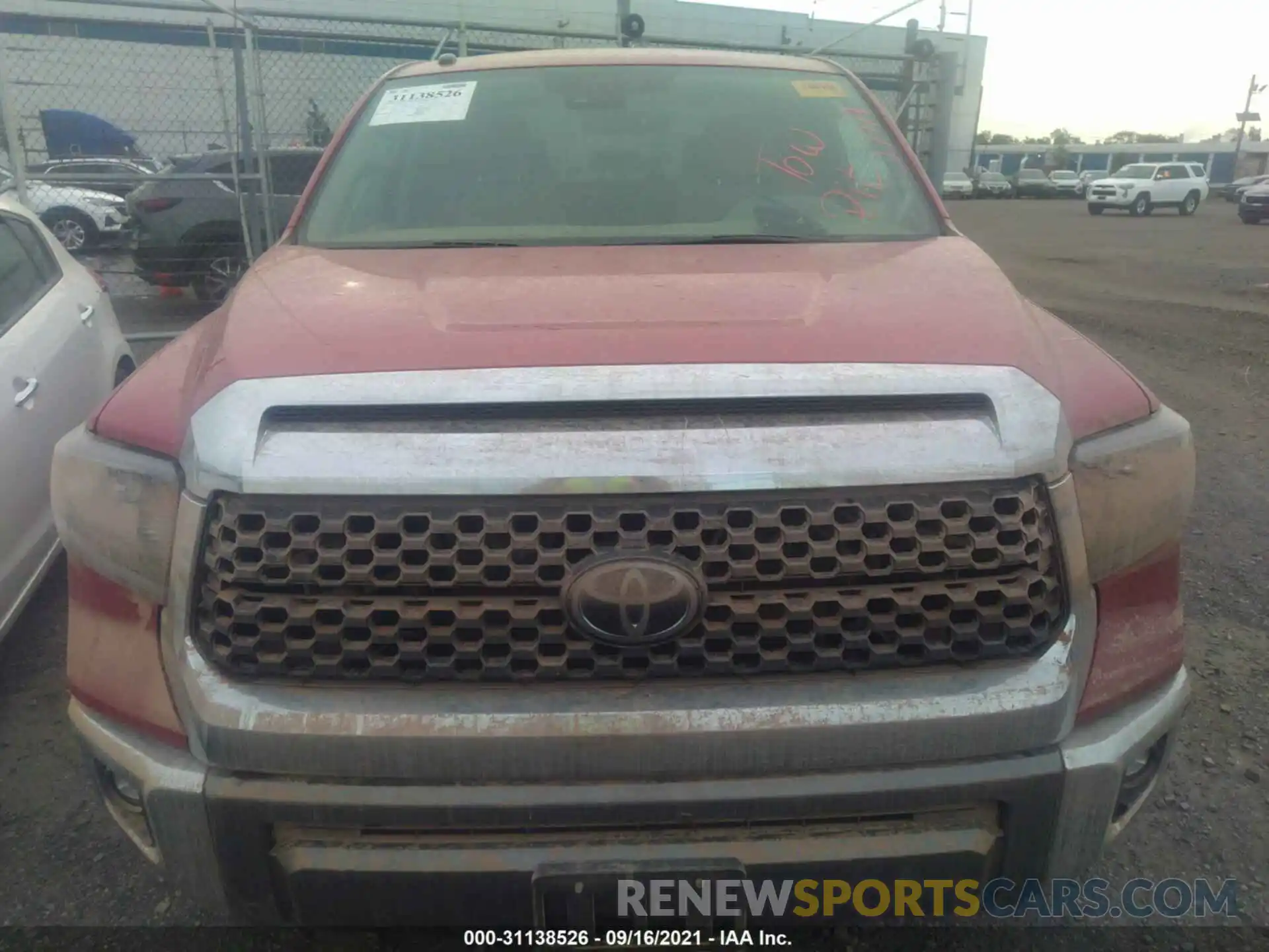 6 Photograph of a damaged car 5TFAY5F18KX805989 TOYOTA TUNDRA 4WD 2019