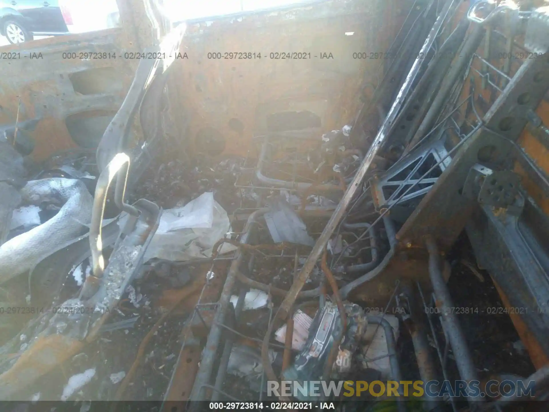 8 Фотография поврежденного автомобиля 5TFAY5F18KX815308 TOYOTA TUNDRA 4WD 2019
